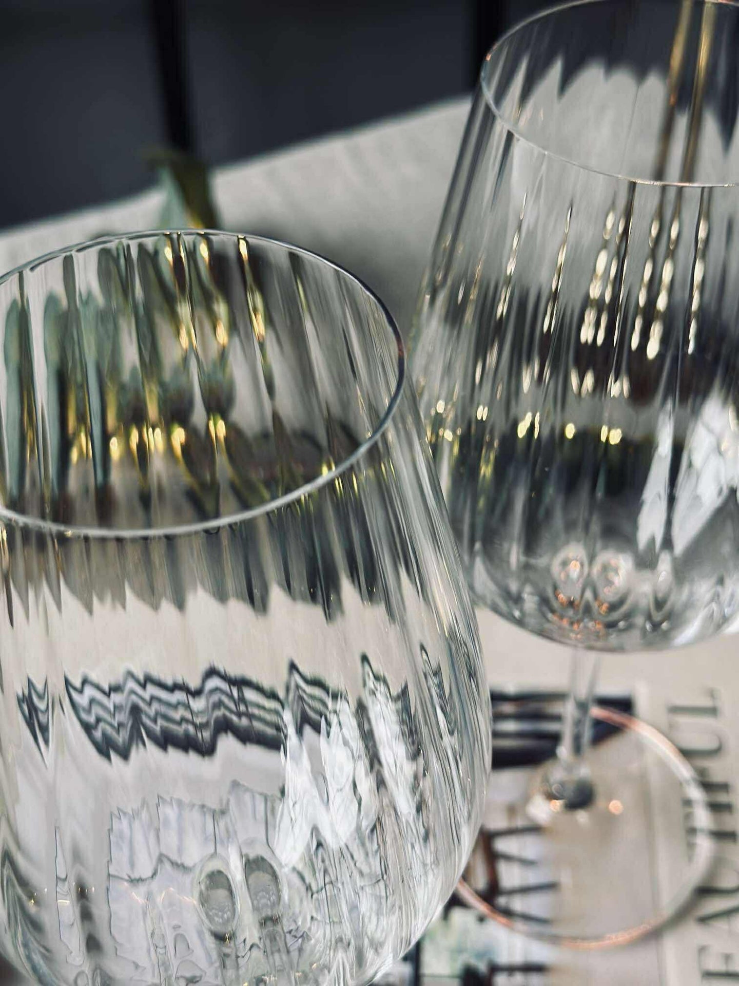 Rødvinsglass CRYSTAL - Sett med 4 stk.