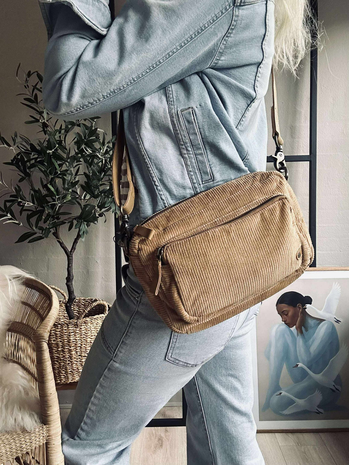 Crossbody Tan fløyel