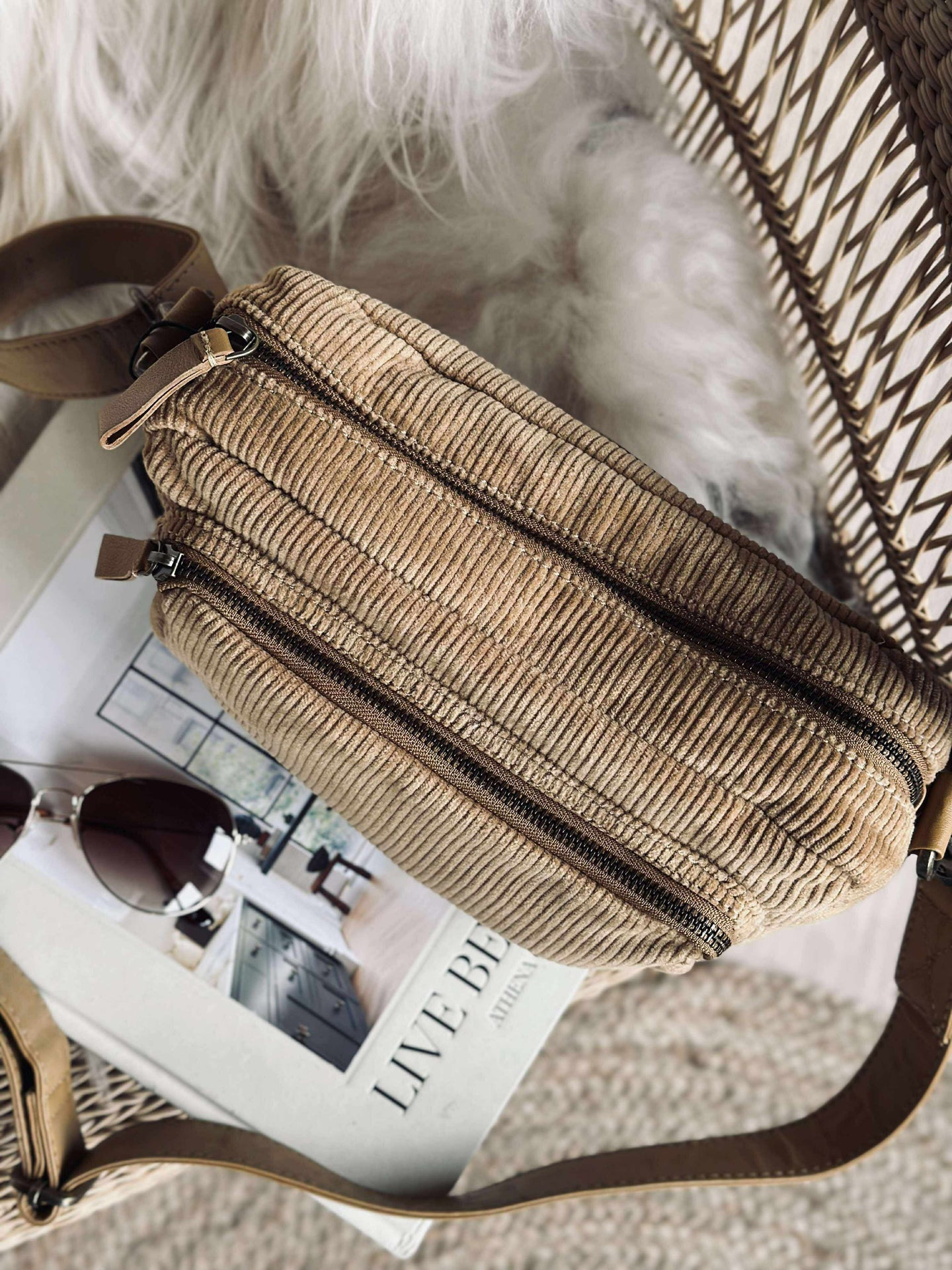 Crossbody Tan fløyel