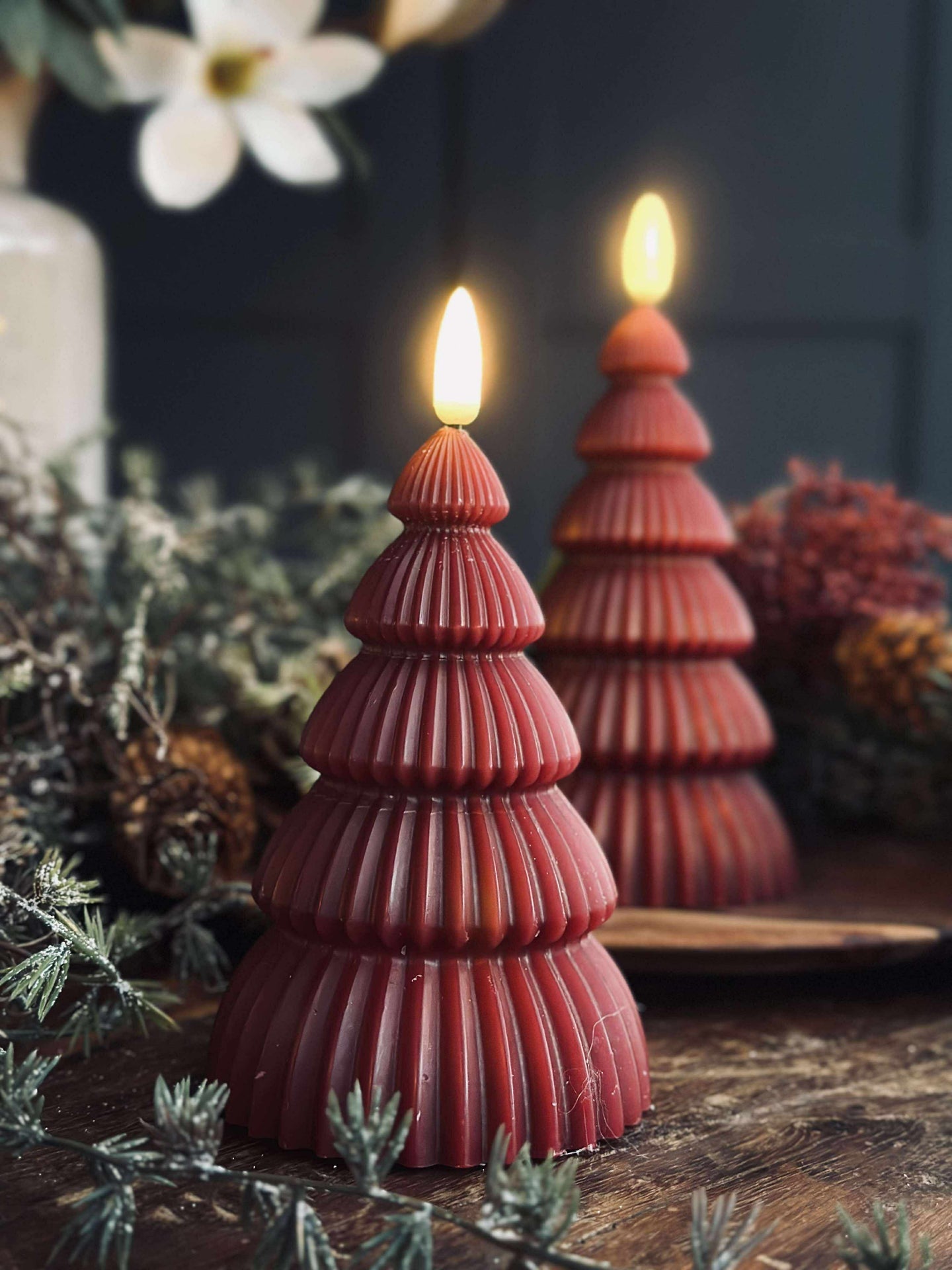 Juletre med LED-lys - Sett med 2 stk. Rød