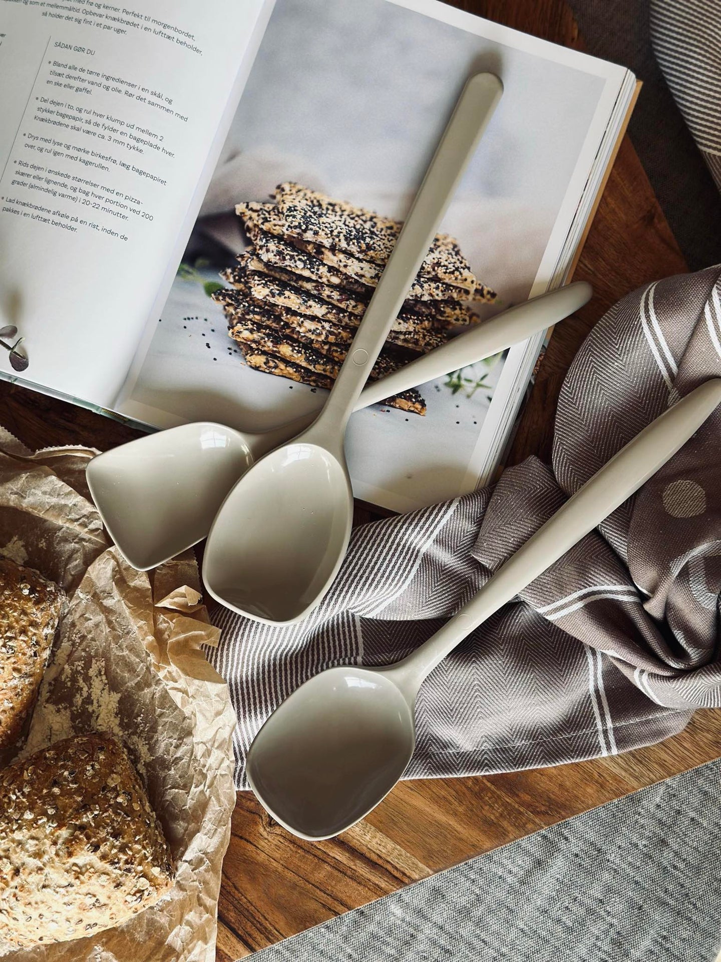 Gryteskje - Norsk Designklassiker - Humus