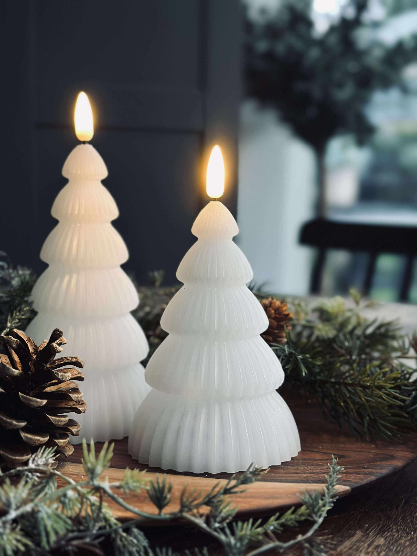 Juletre med LED-lys - Sett med 2 stk. Hvit