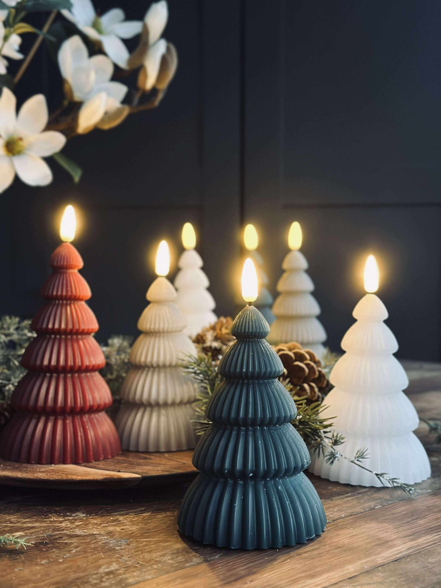 Juletre med LED-lys - Sett med 2 stk. Rød