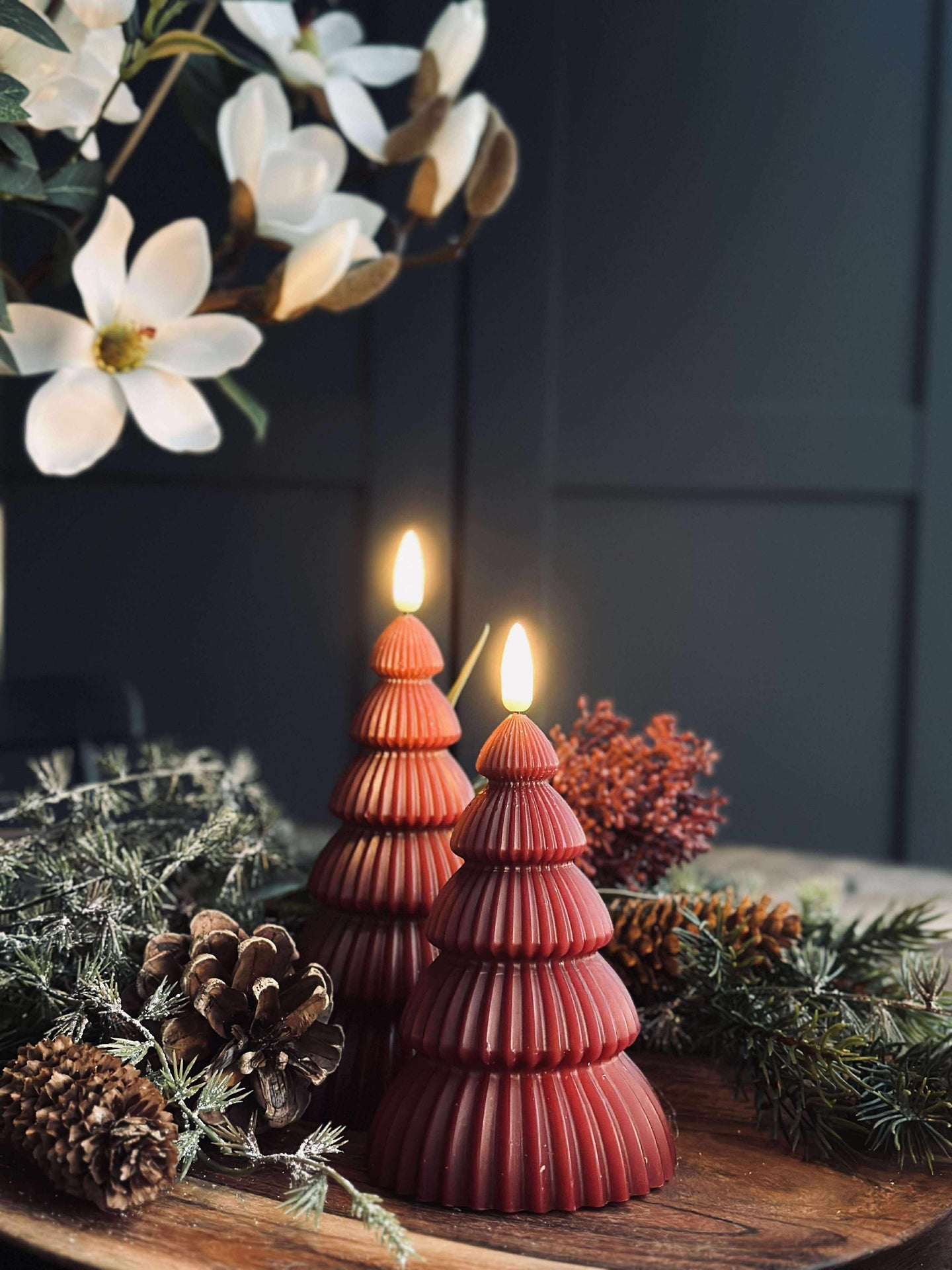 Juletre med LED-lys - Sett med 2 stk. Rød