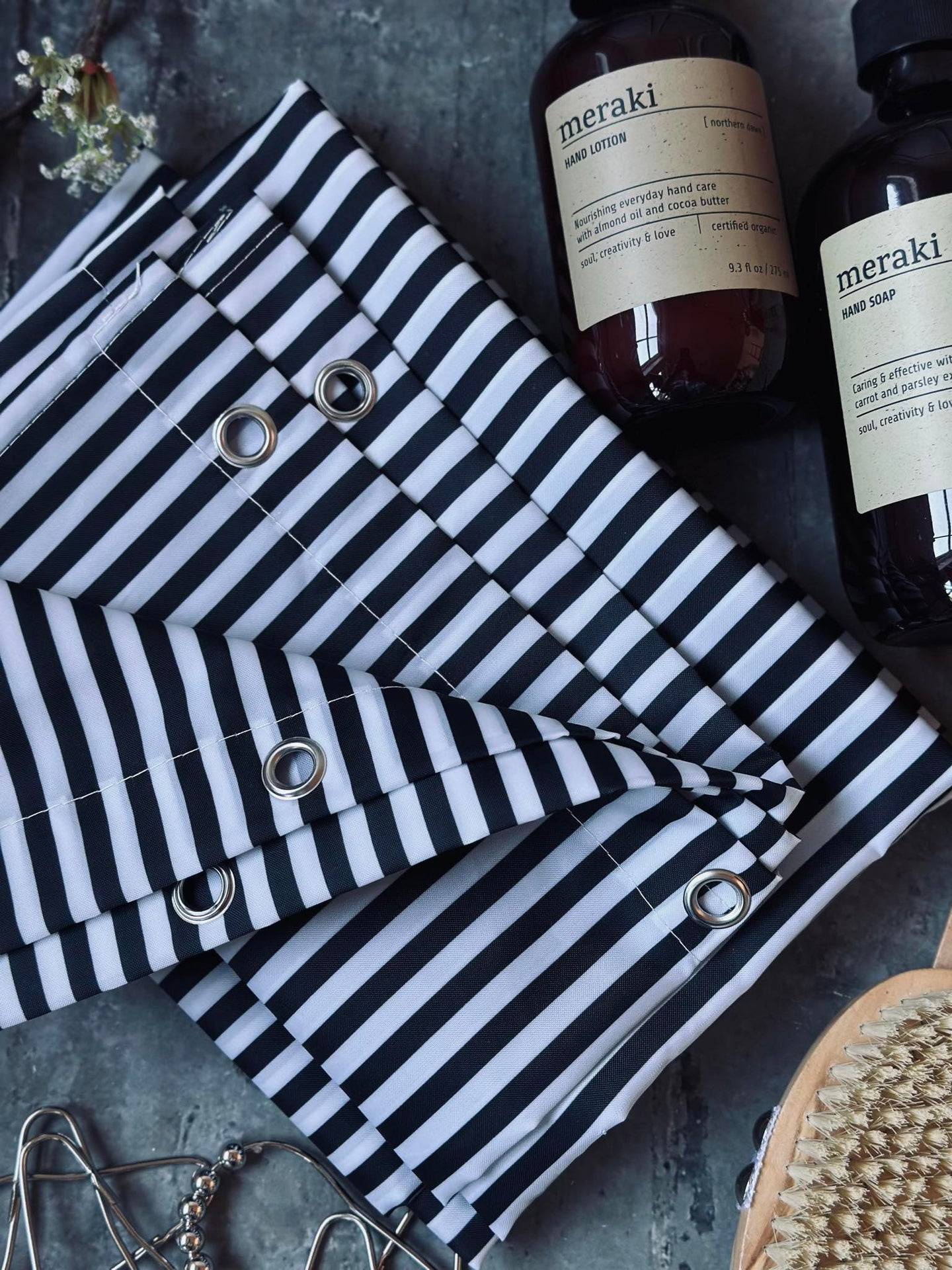 Dusjforheng - Svart stripe