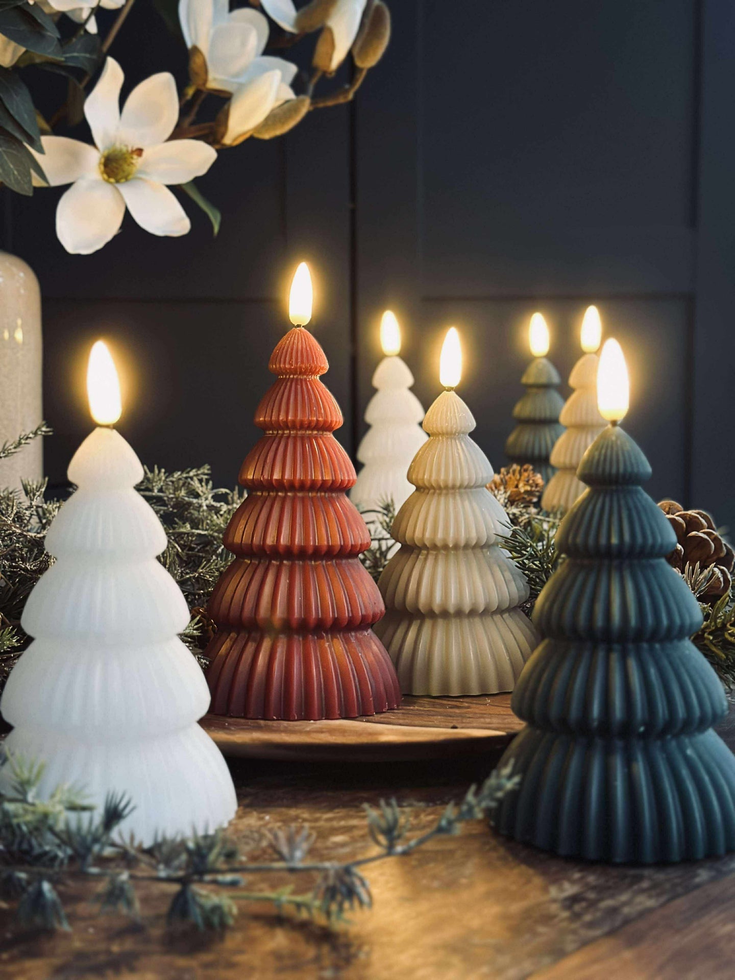 Juletre med LED-lys - Sett med 2 stk. Rød