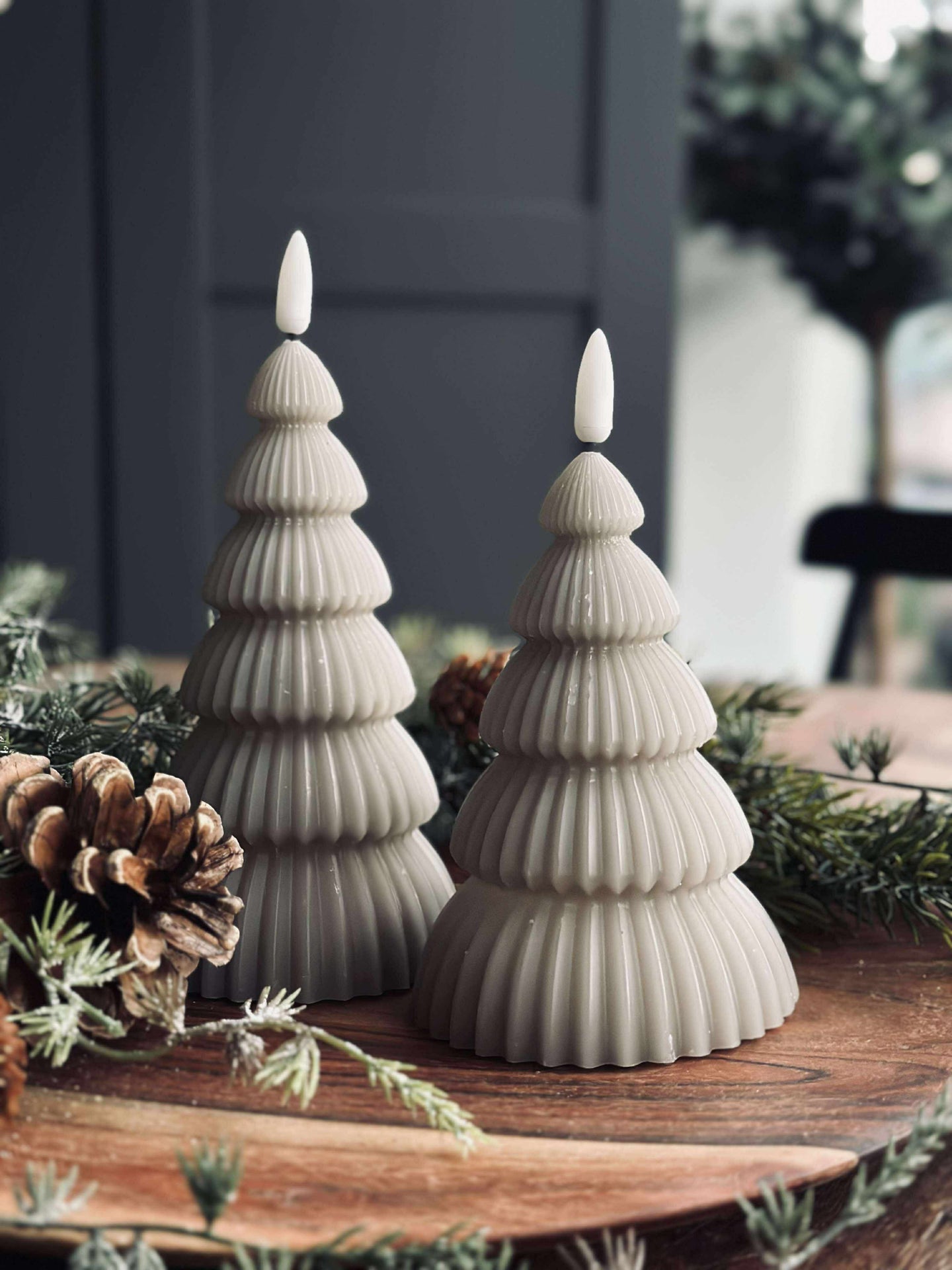 Juletre med LED-lys - Sett med 2 stk. Sand