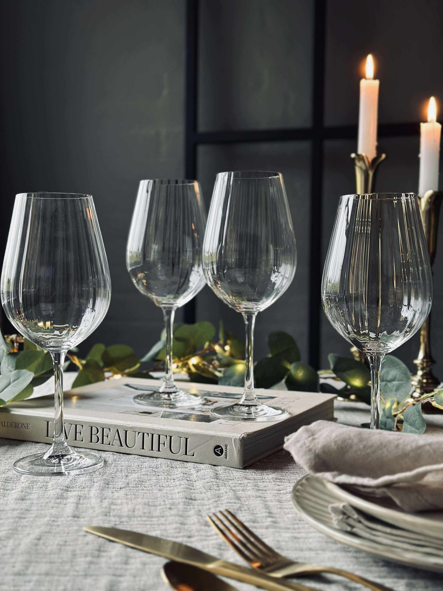 Hvitvinsglass CRYSTAL - Sett med 4 stk.