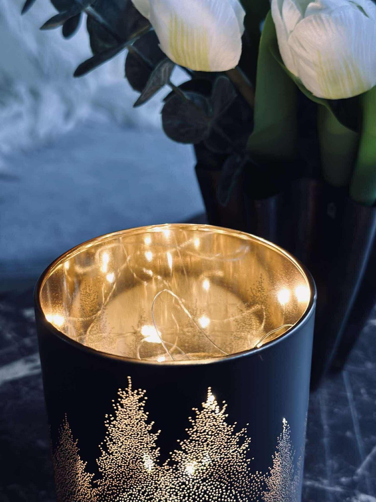 Lanterne med LED-lys - Black / gold