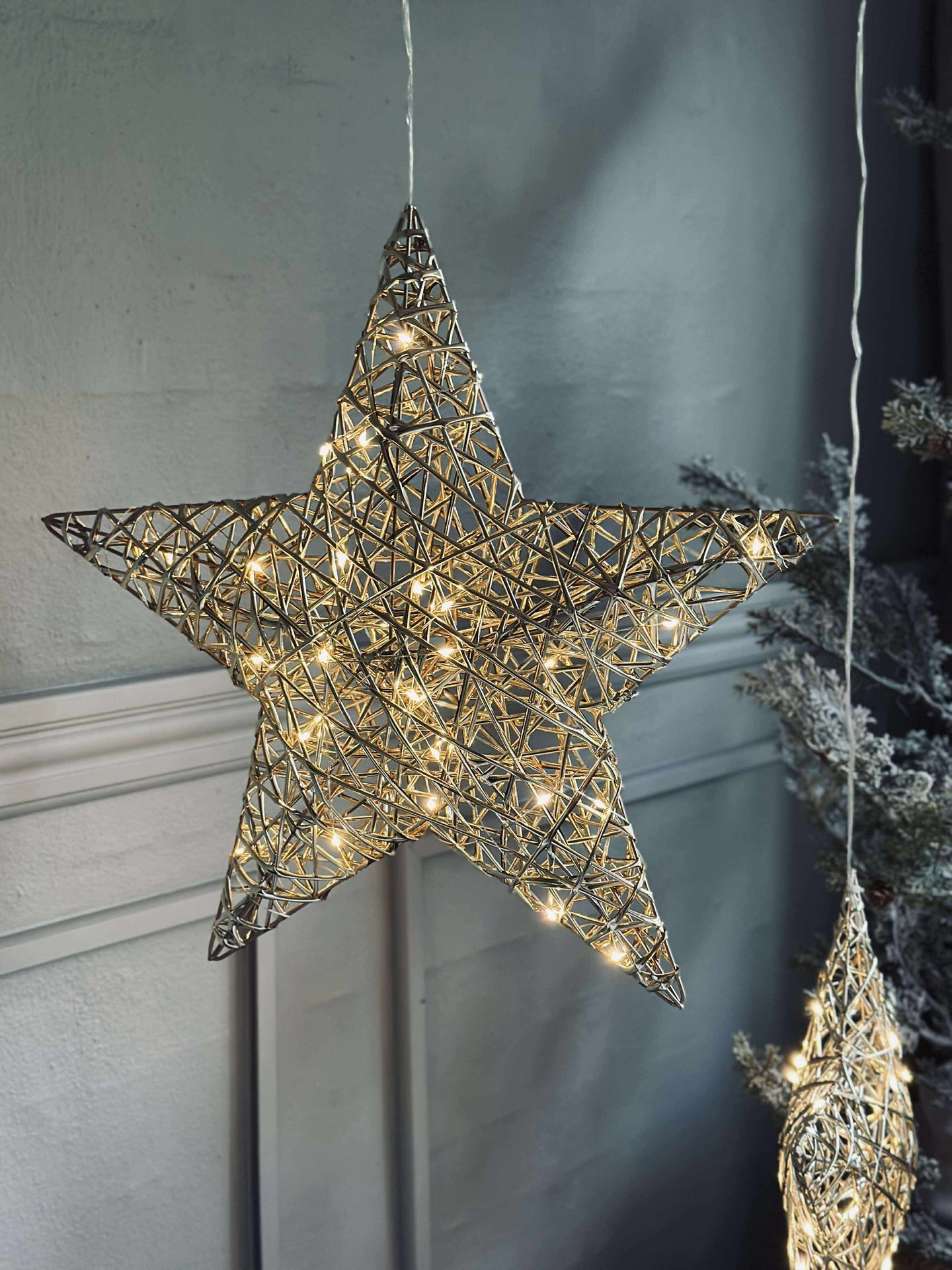 Stjerne med LED-lys - Gull