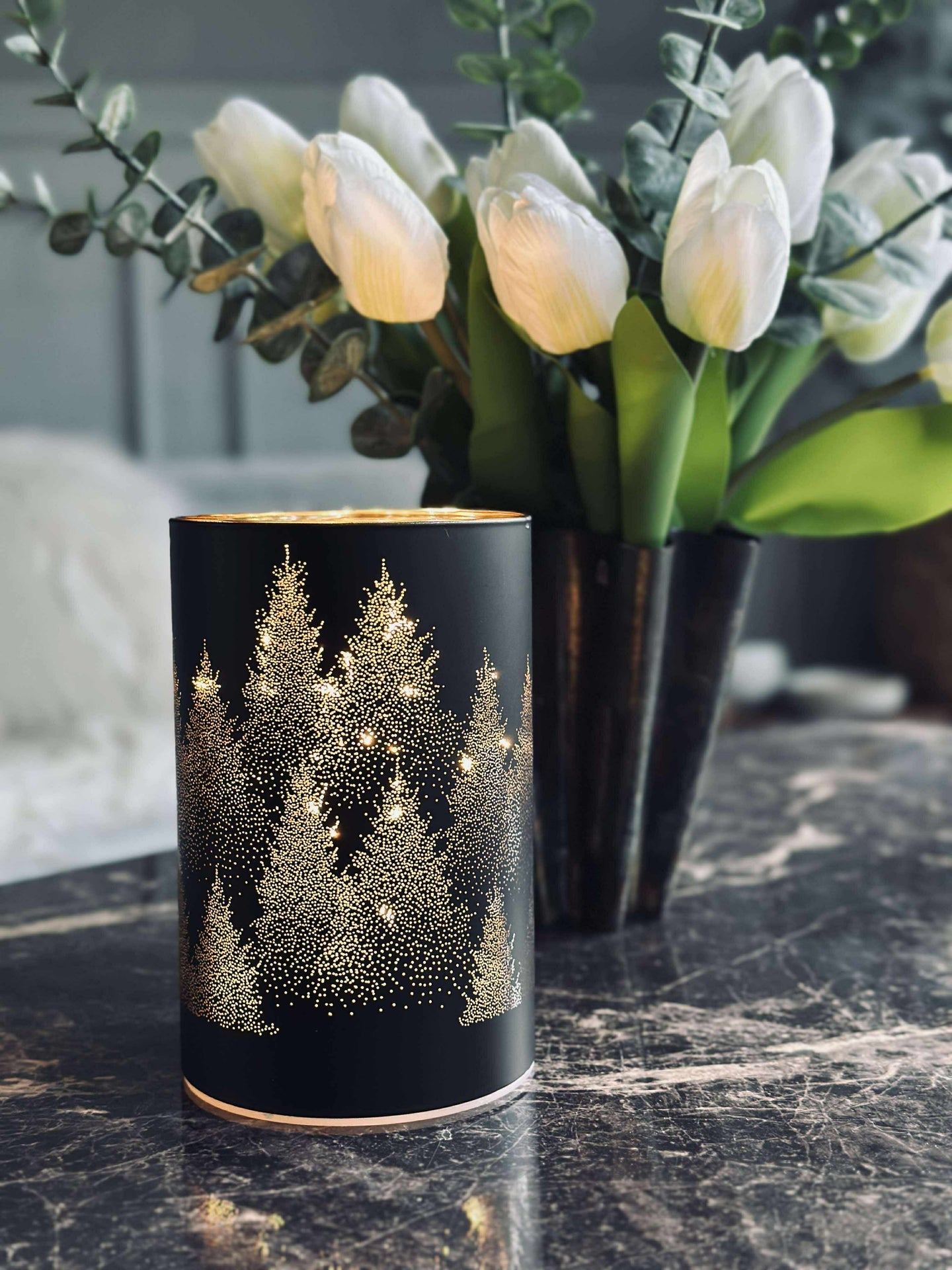 Lanterne med LED-lys - Black / gold