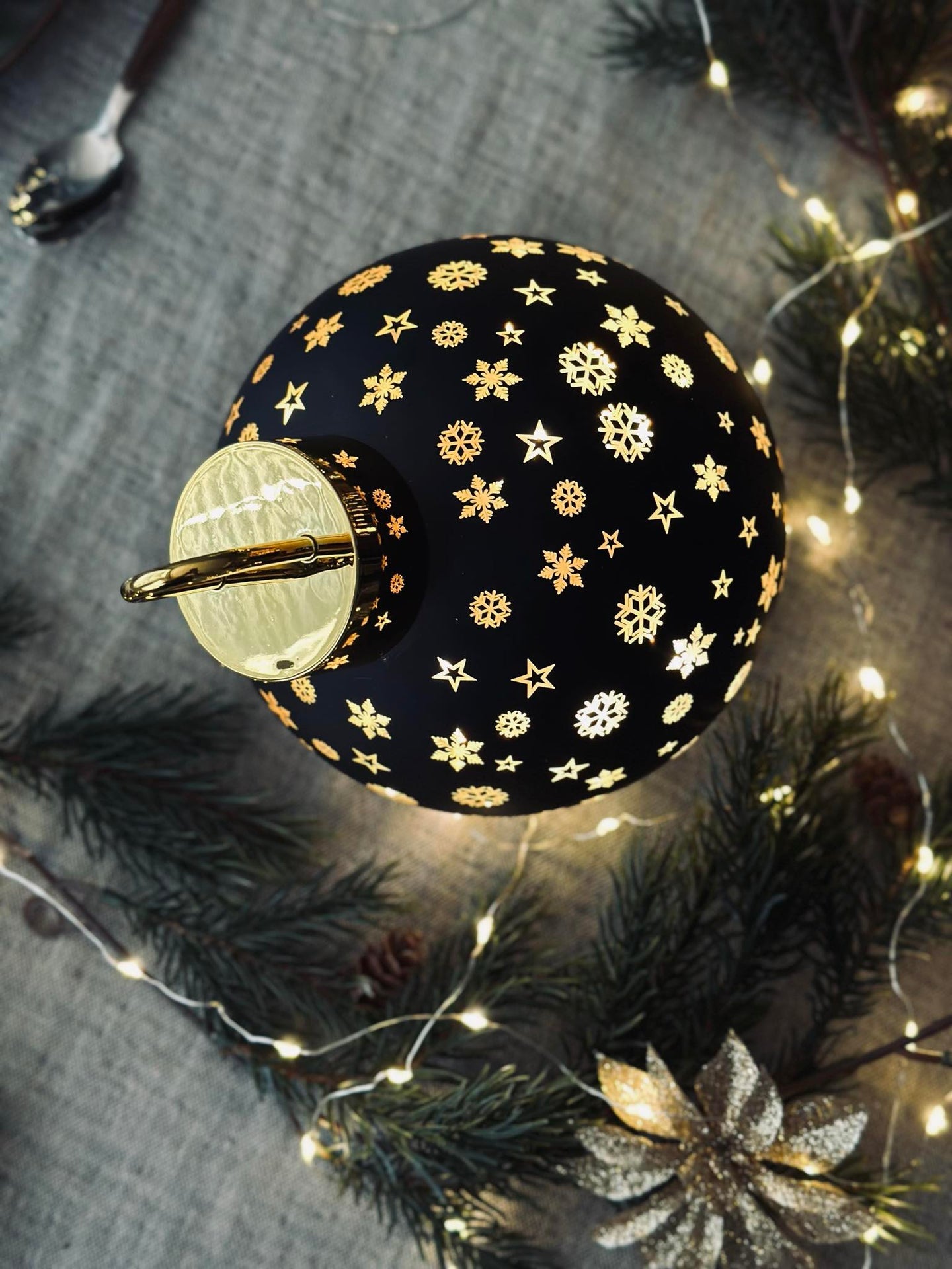 Julekule med led-lys - Black