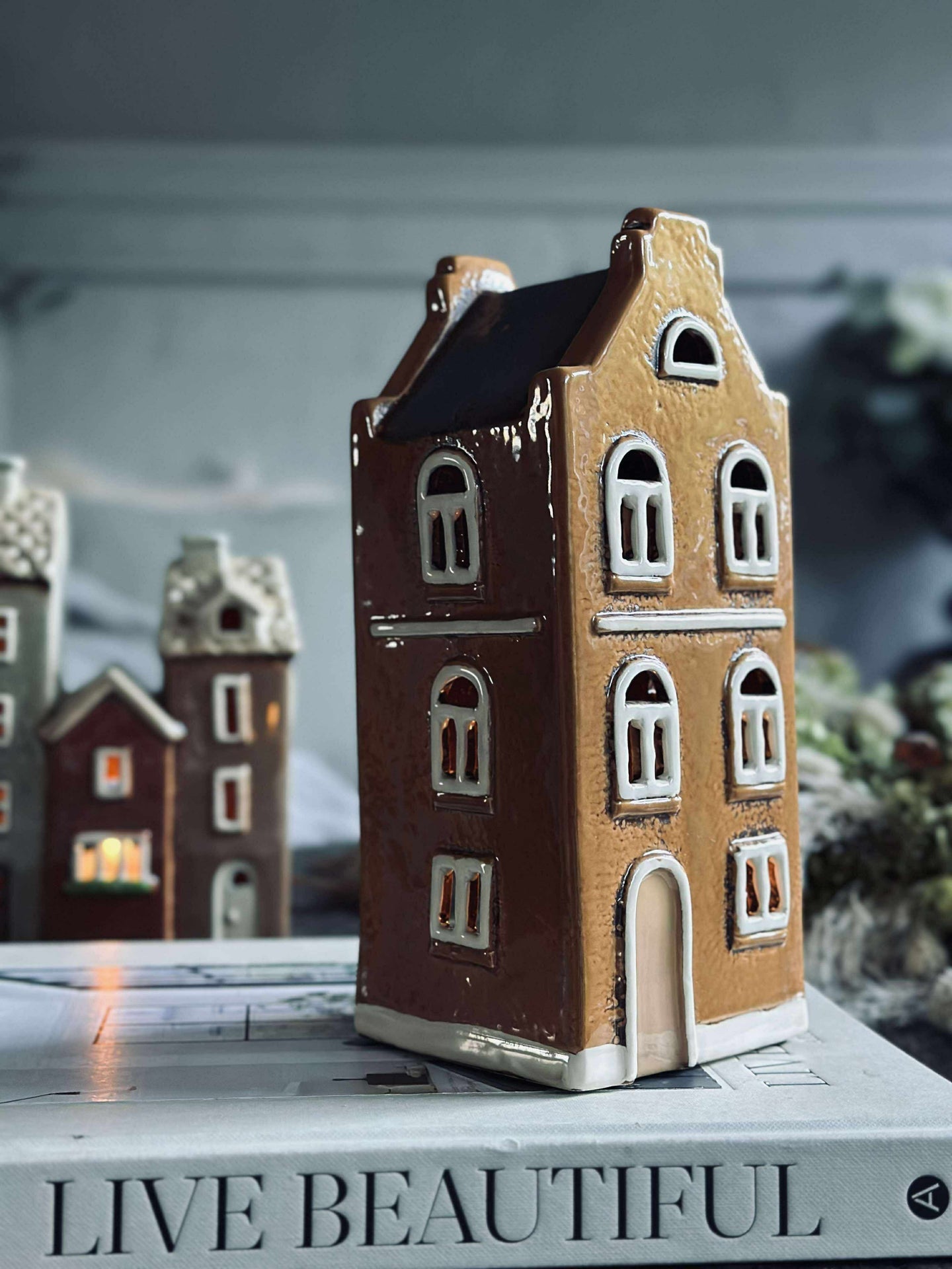 Lyshus Keramikk - Brown