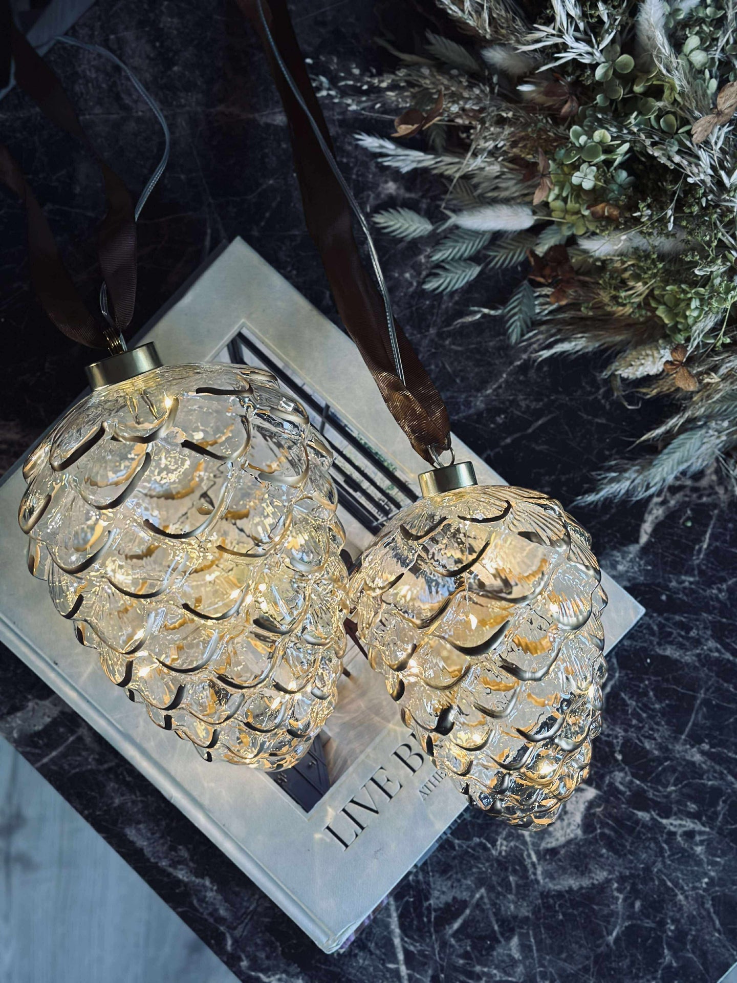 Kongleoppheng i glass