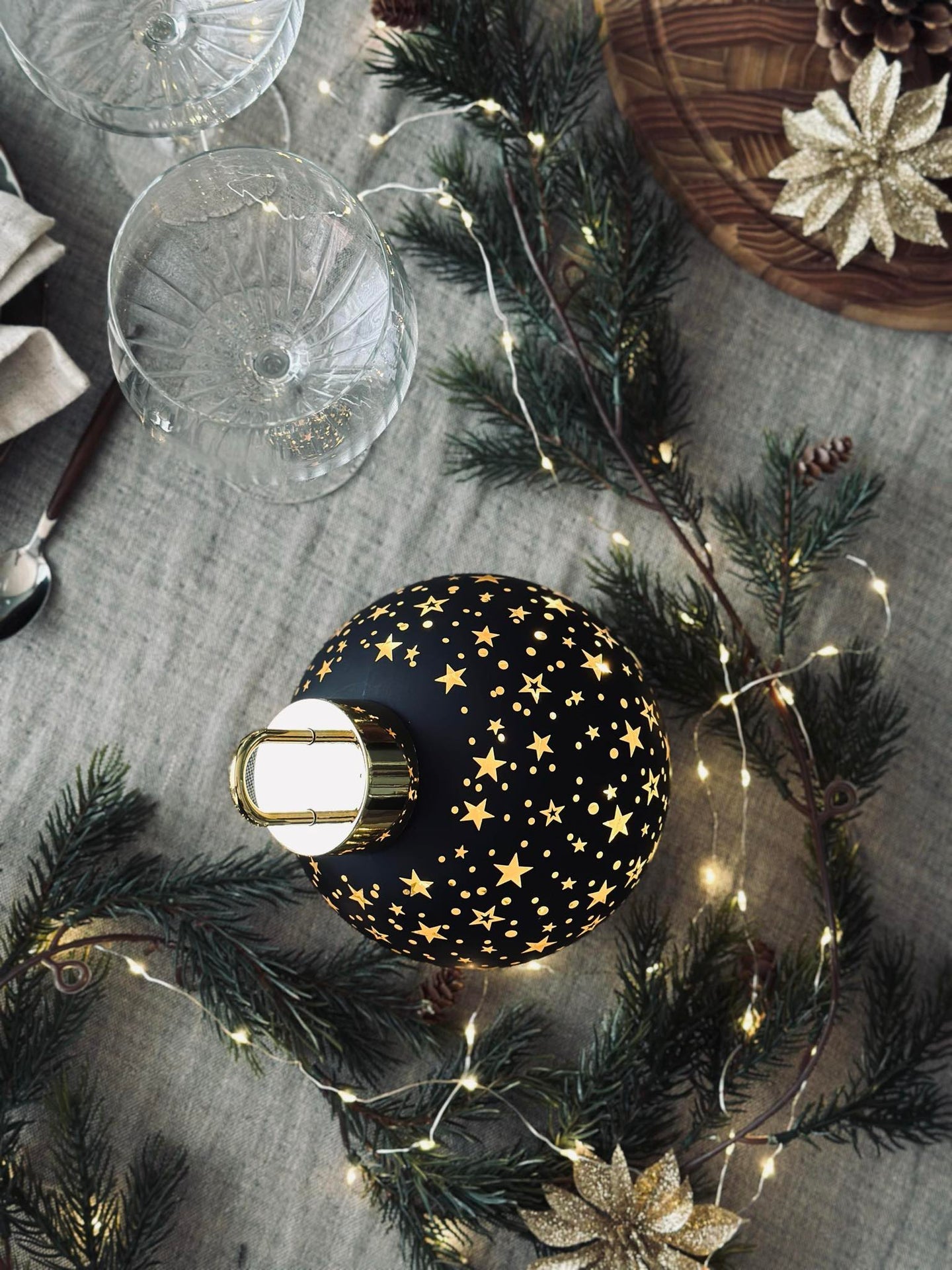 Julekule med led-lys - Black