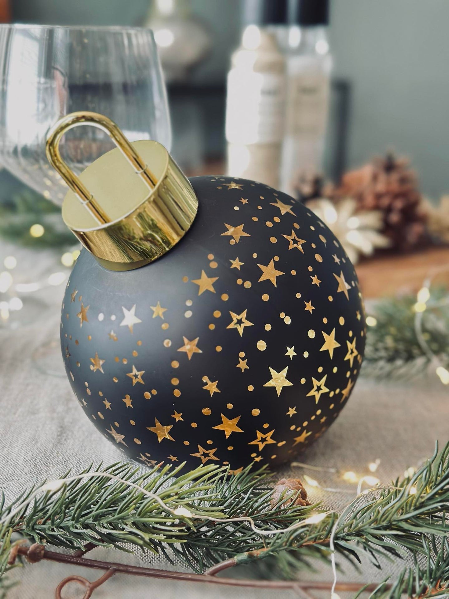 Julekule med led-lys - Black