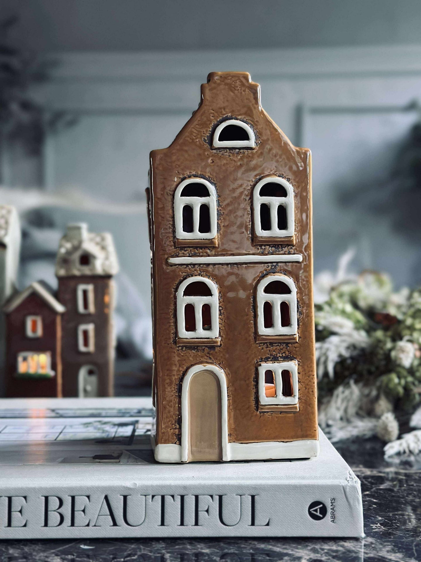 Lyshus Keramikk - Brown