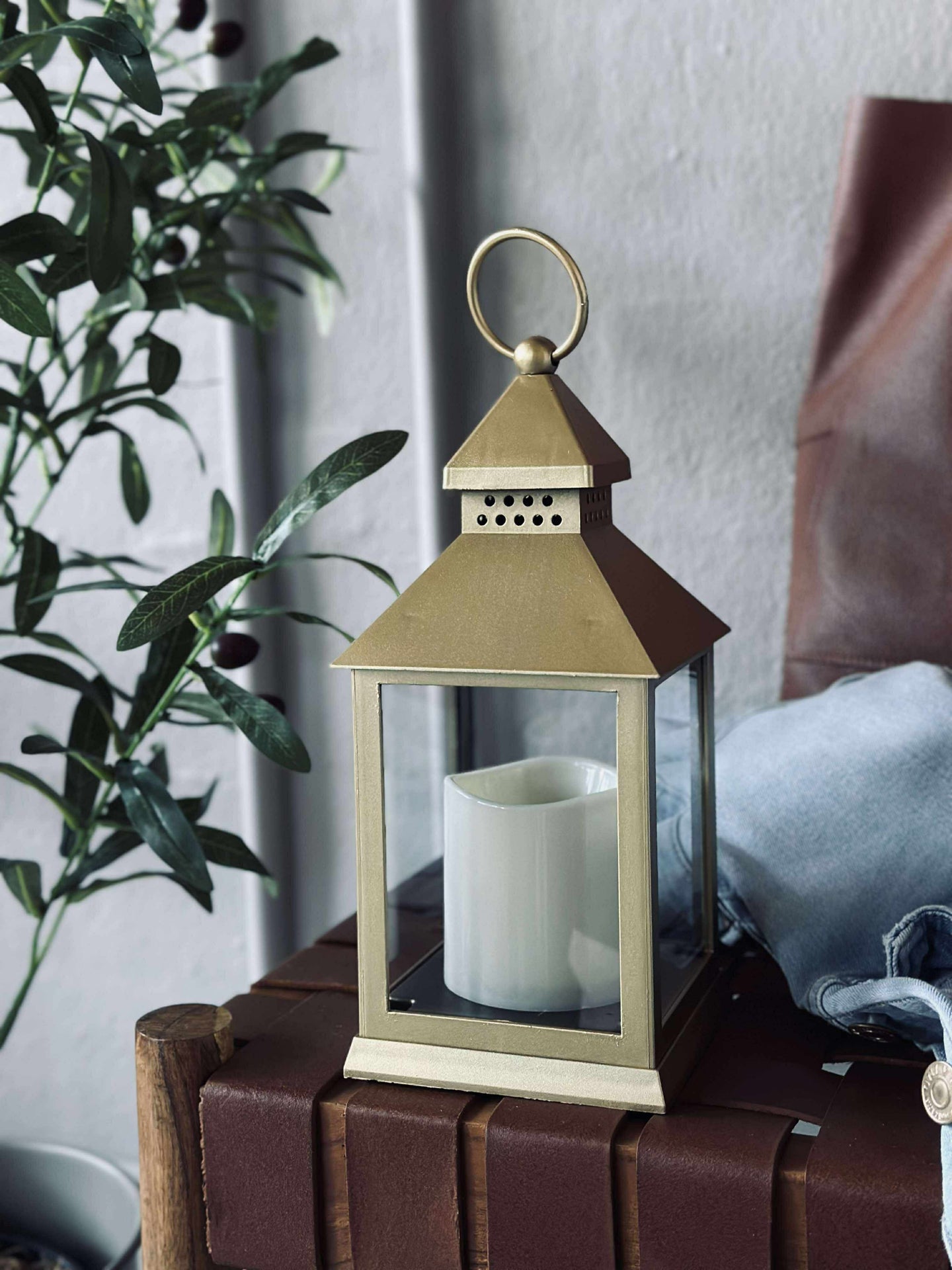 Lanterne med Timer - Gull