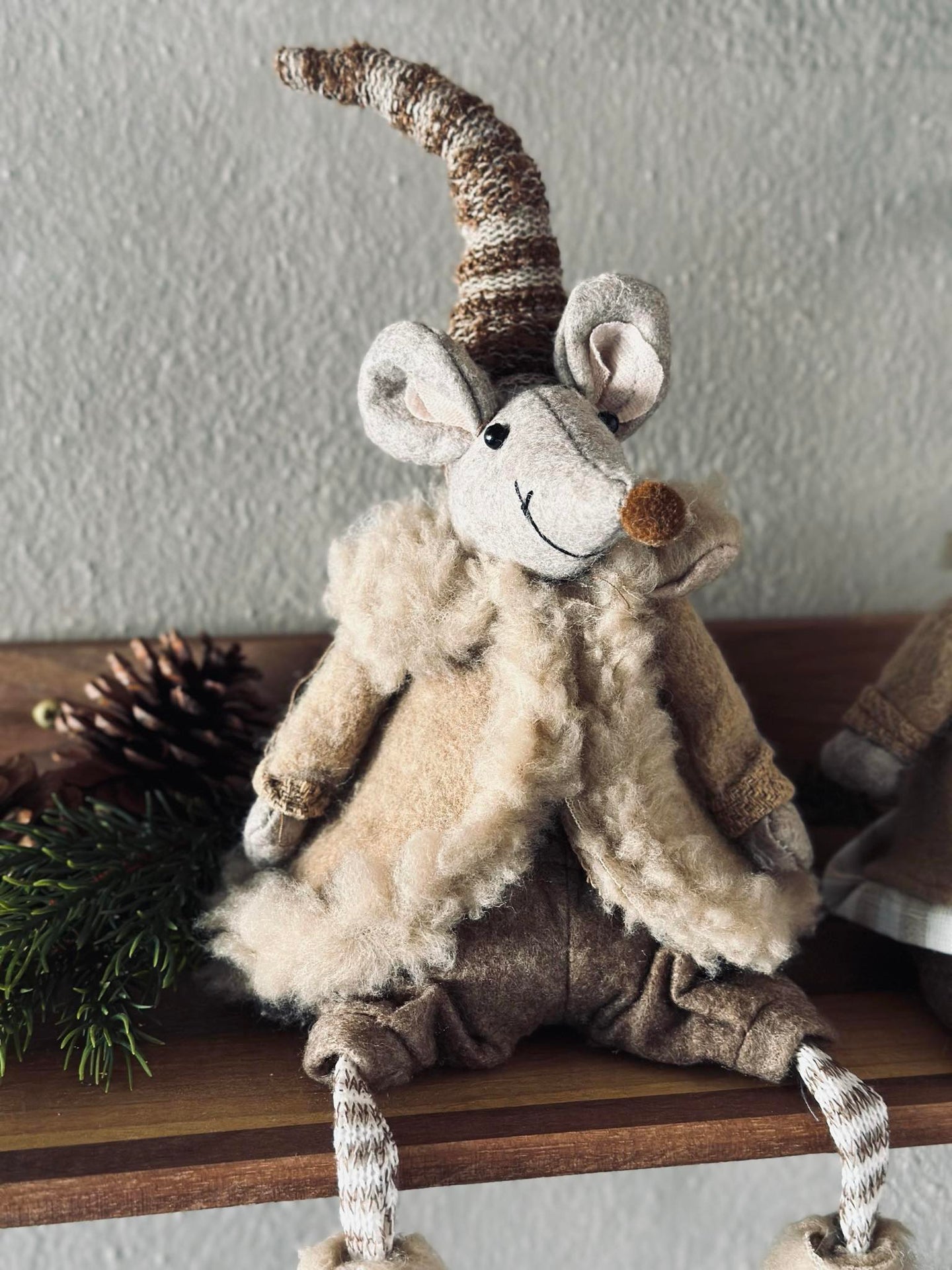 Nissemus - Sittende gutt