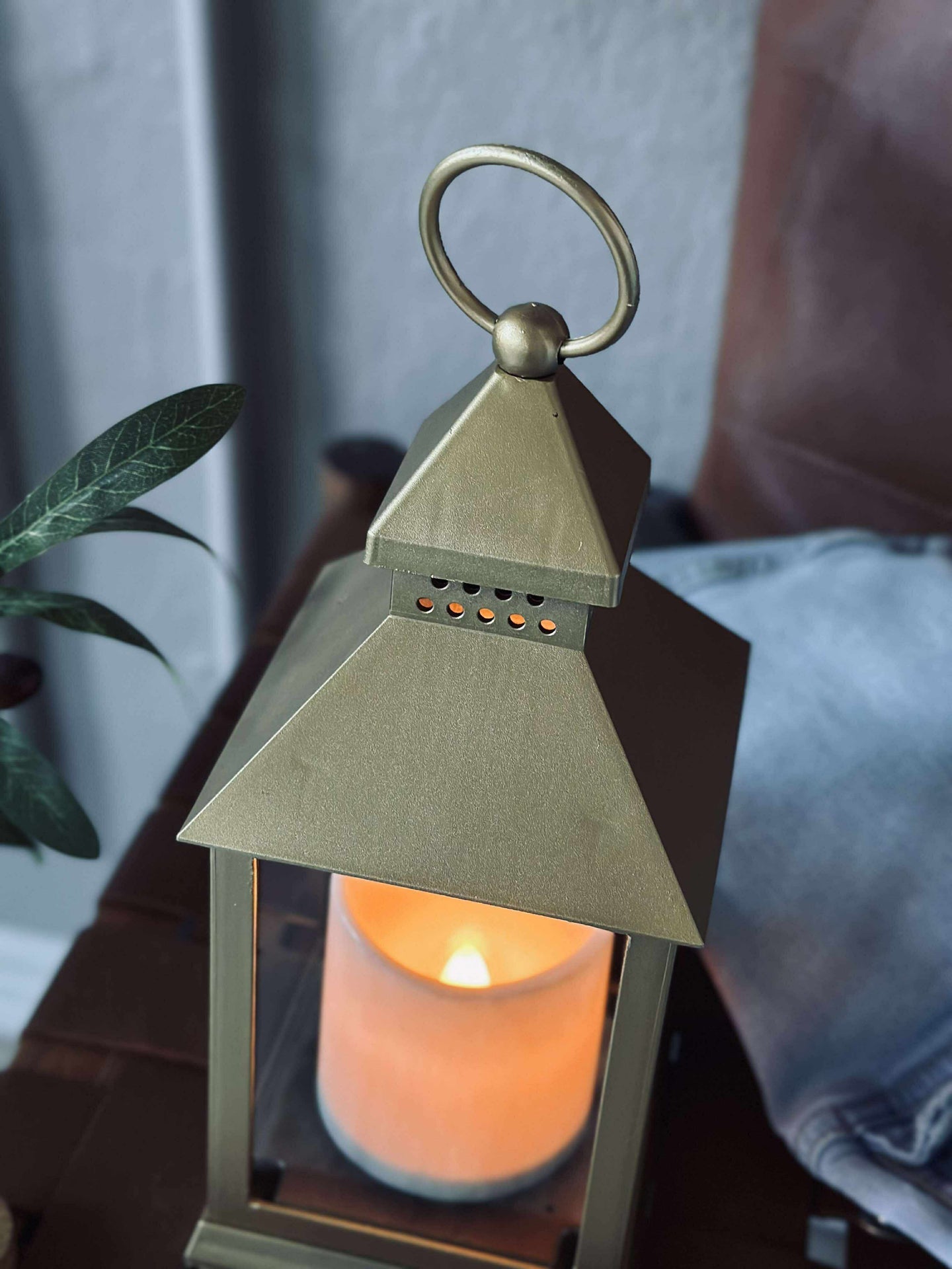 Lanterne med Timer - Gull