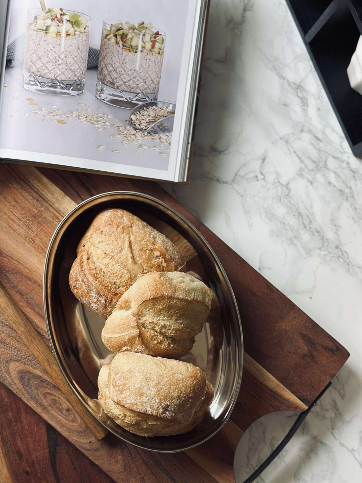 Rundt fat med kant - Rustfritt stål