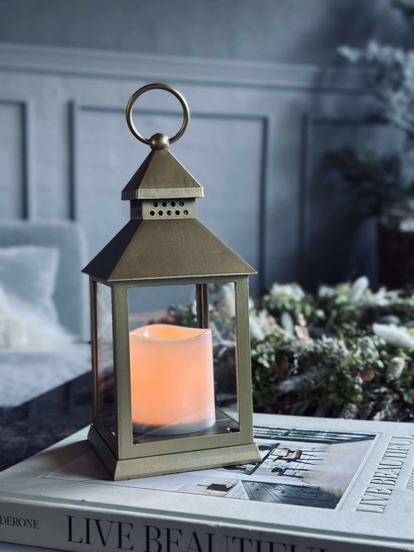 Lanterne med Timer - Gull