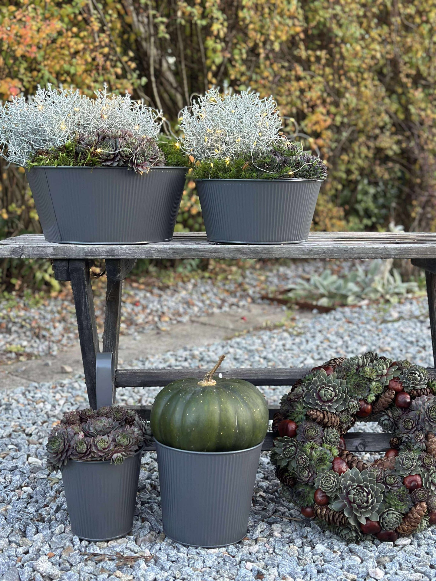 Rund potte med riller - Grå