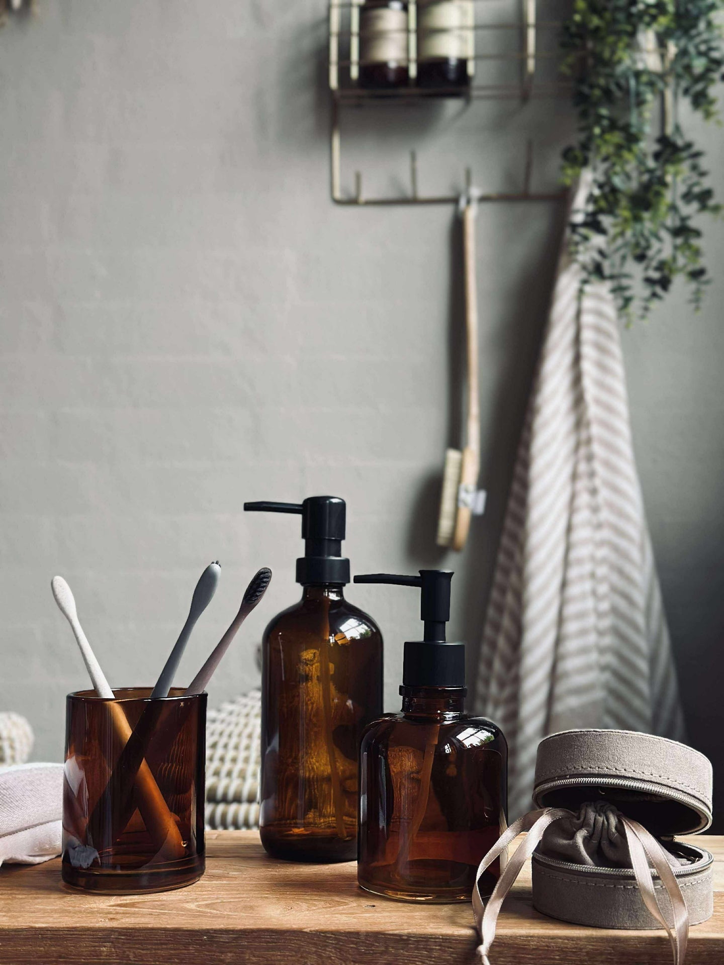 Tannkrus - Brun glass