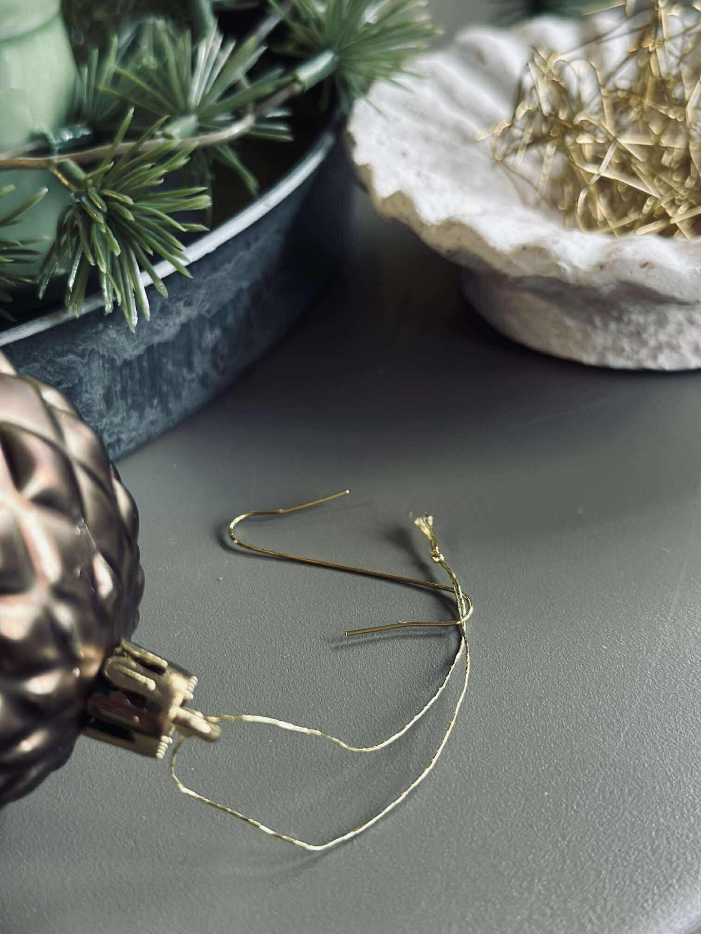 Krok for oppheng av julepynt - Gull