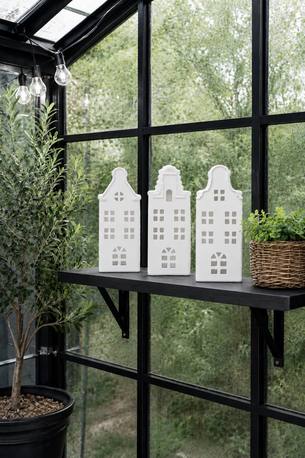 Lyshus med LED  - WHITE MIX