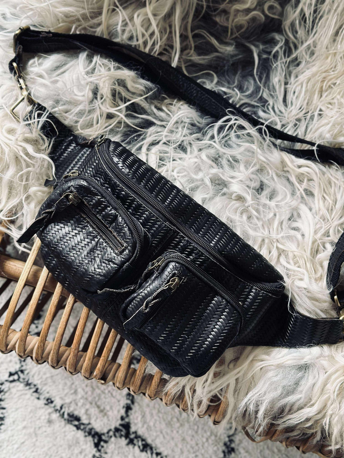 Bumbag Kaya - Svart flette