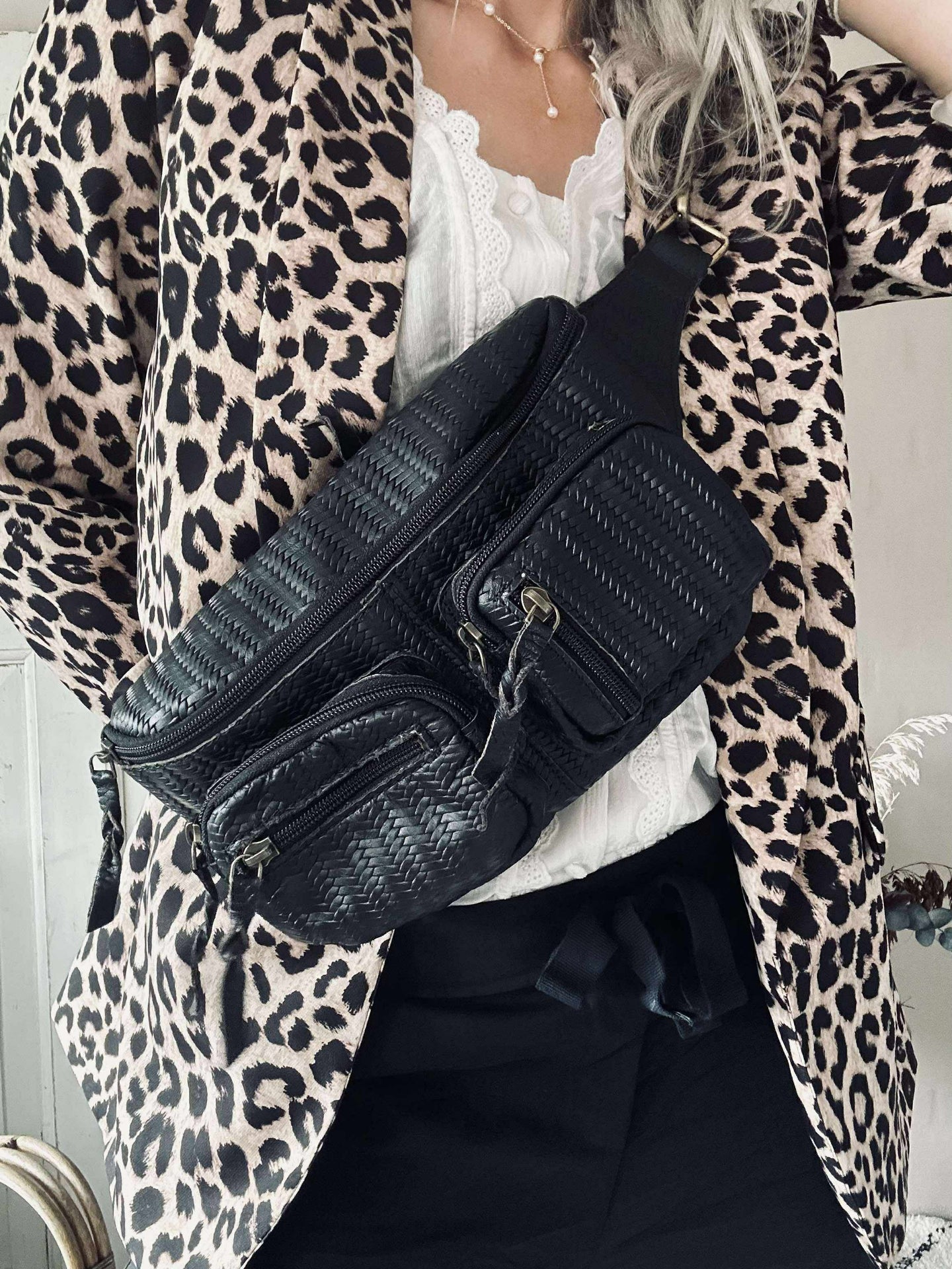 Bumbag Kaya - Svart flette