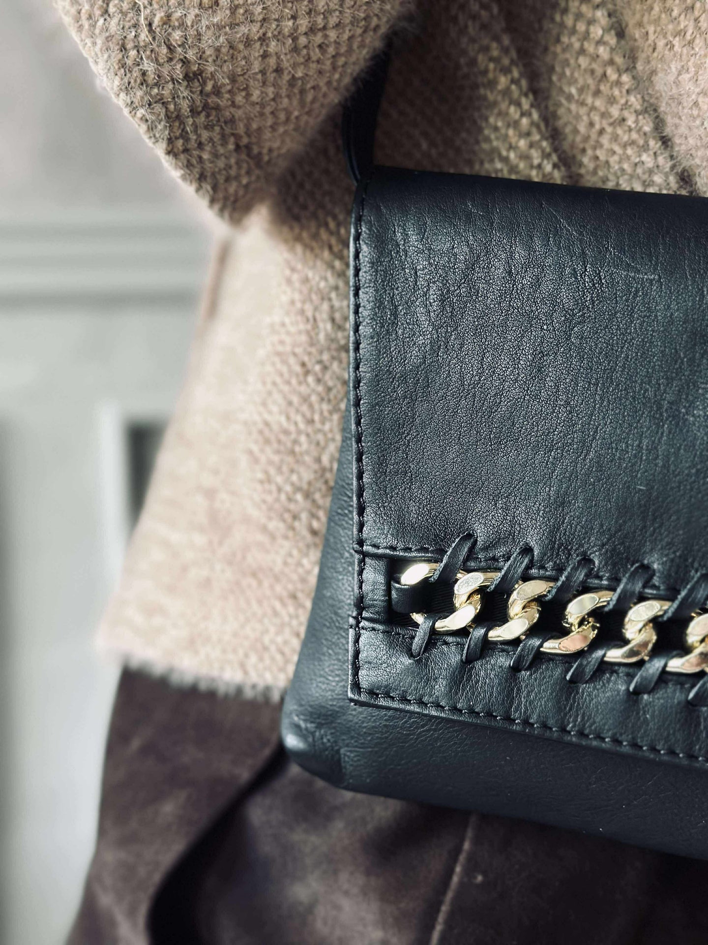 Clutch med gullkjede - Small