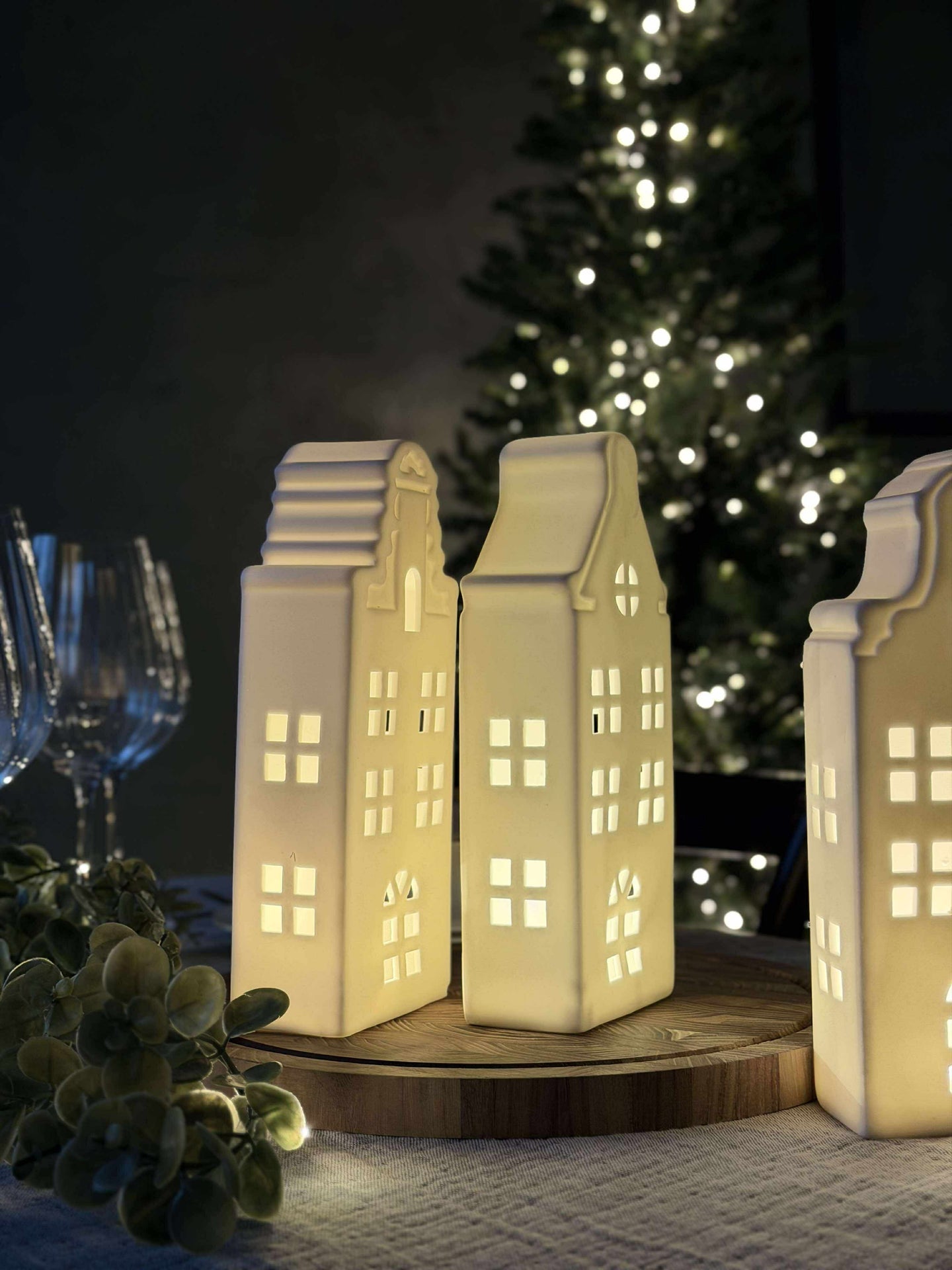 Lyshus med LED  - WHITE MIX
