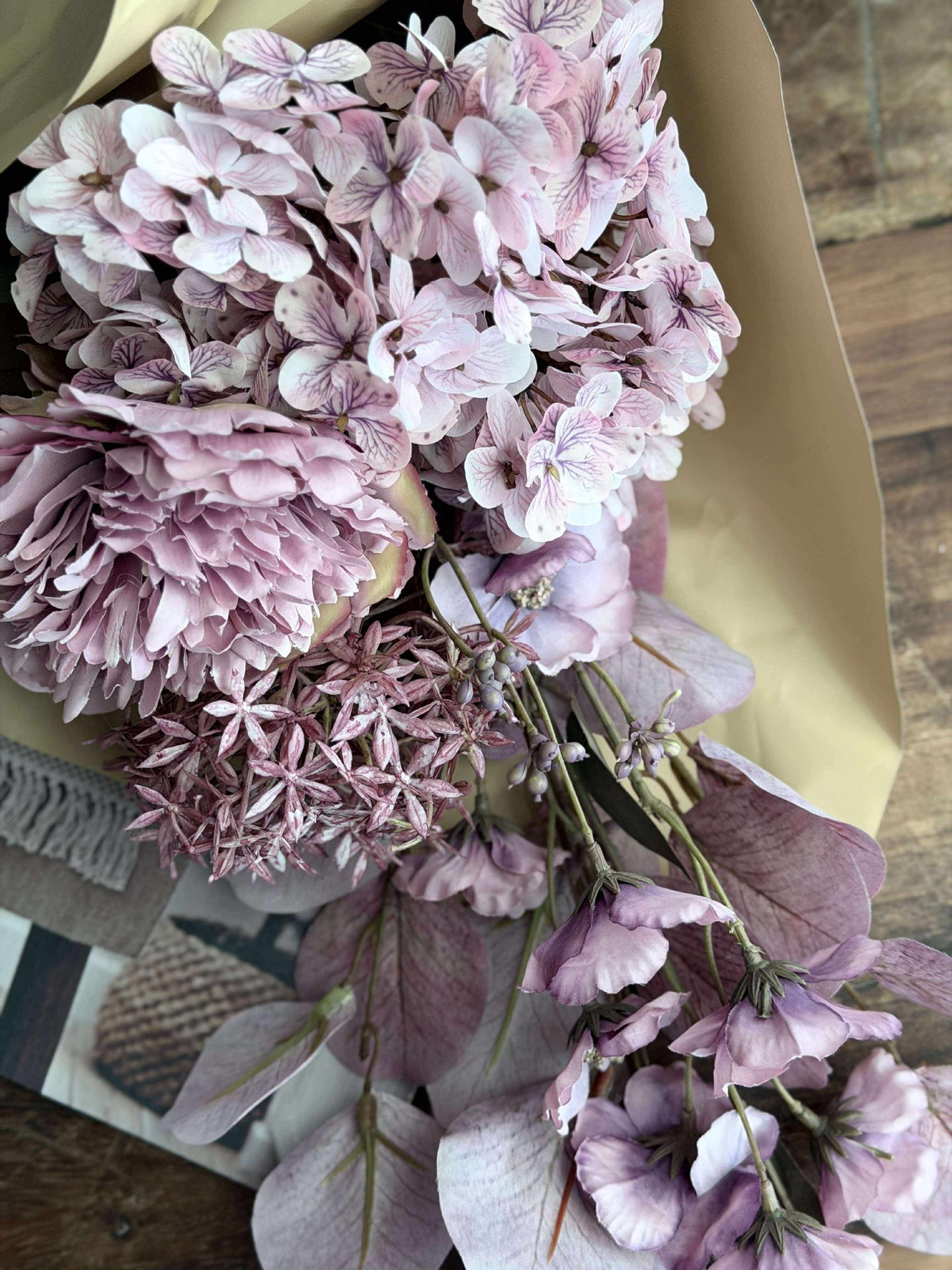 Bukett med hortensia - Syrin / rosa