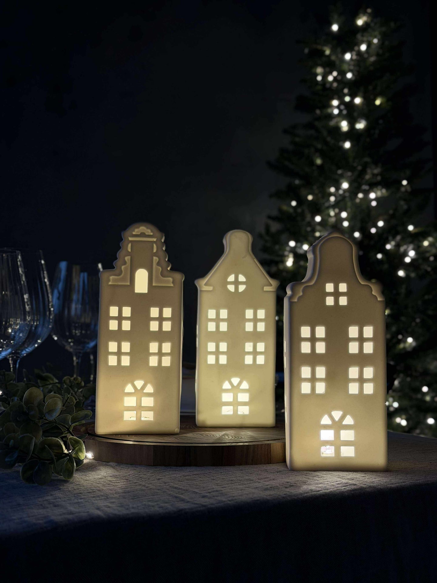 Lyshus med LED  - WHITE MIX