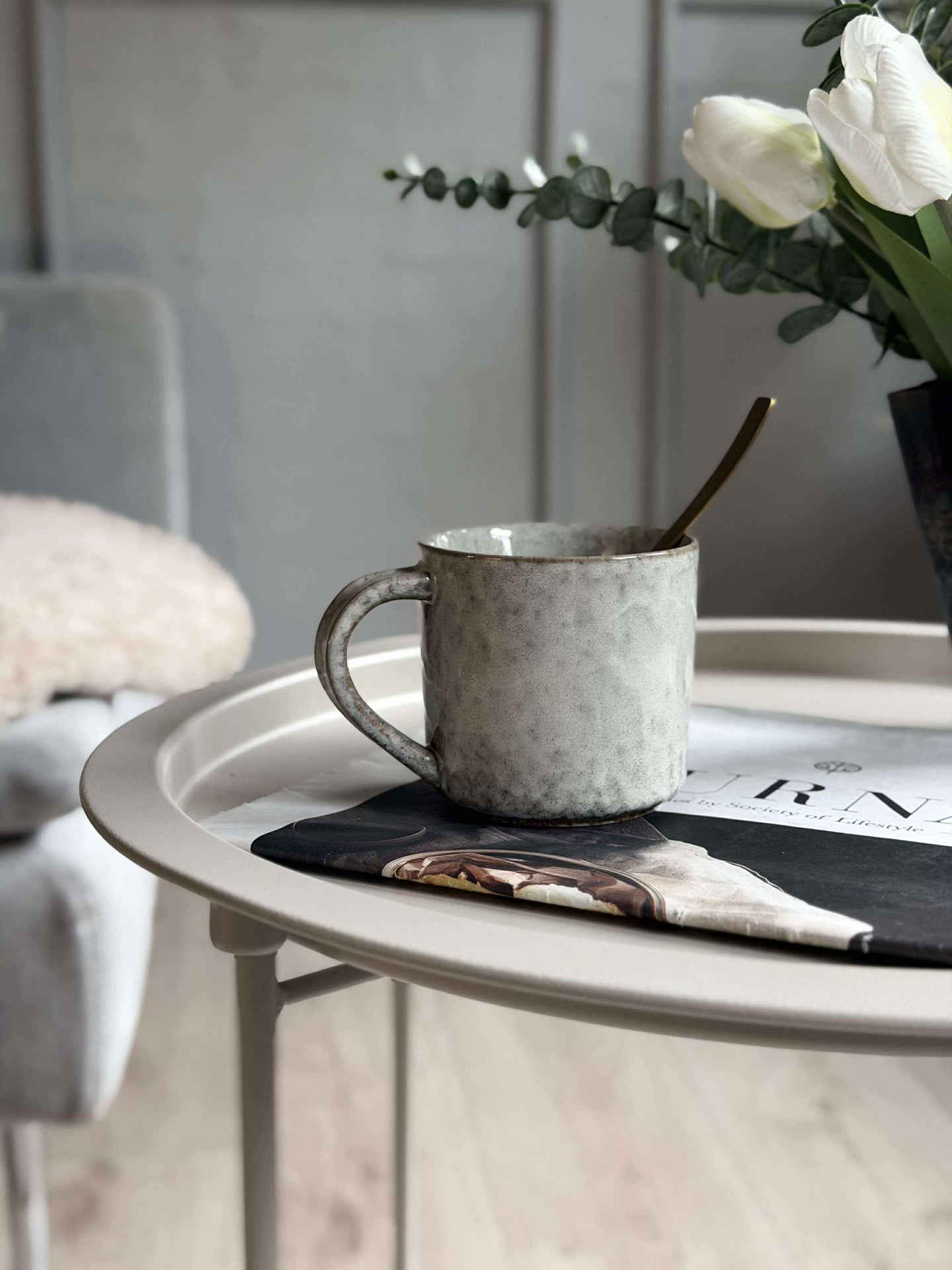 Bakkebord - Hvit metall