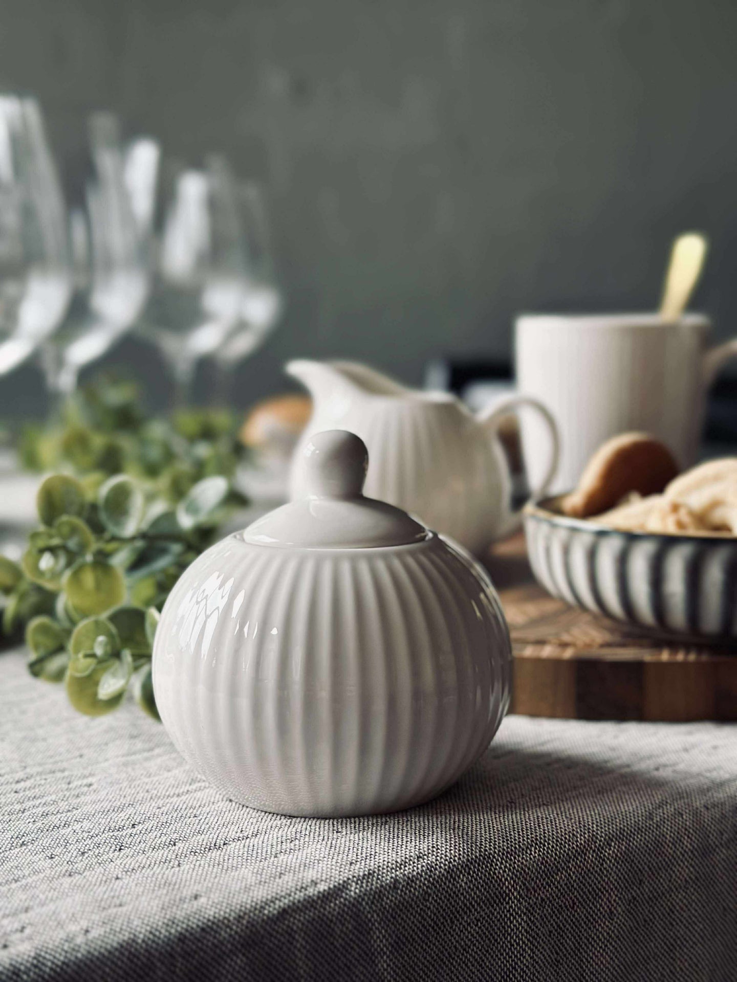 Riflet Sukkerbolle - Porselen