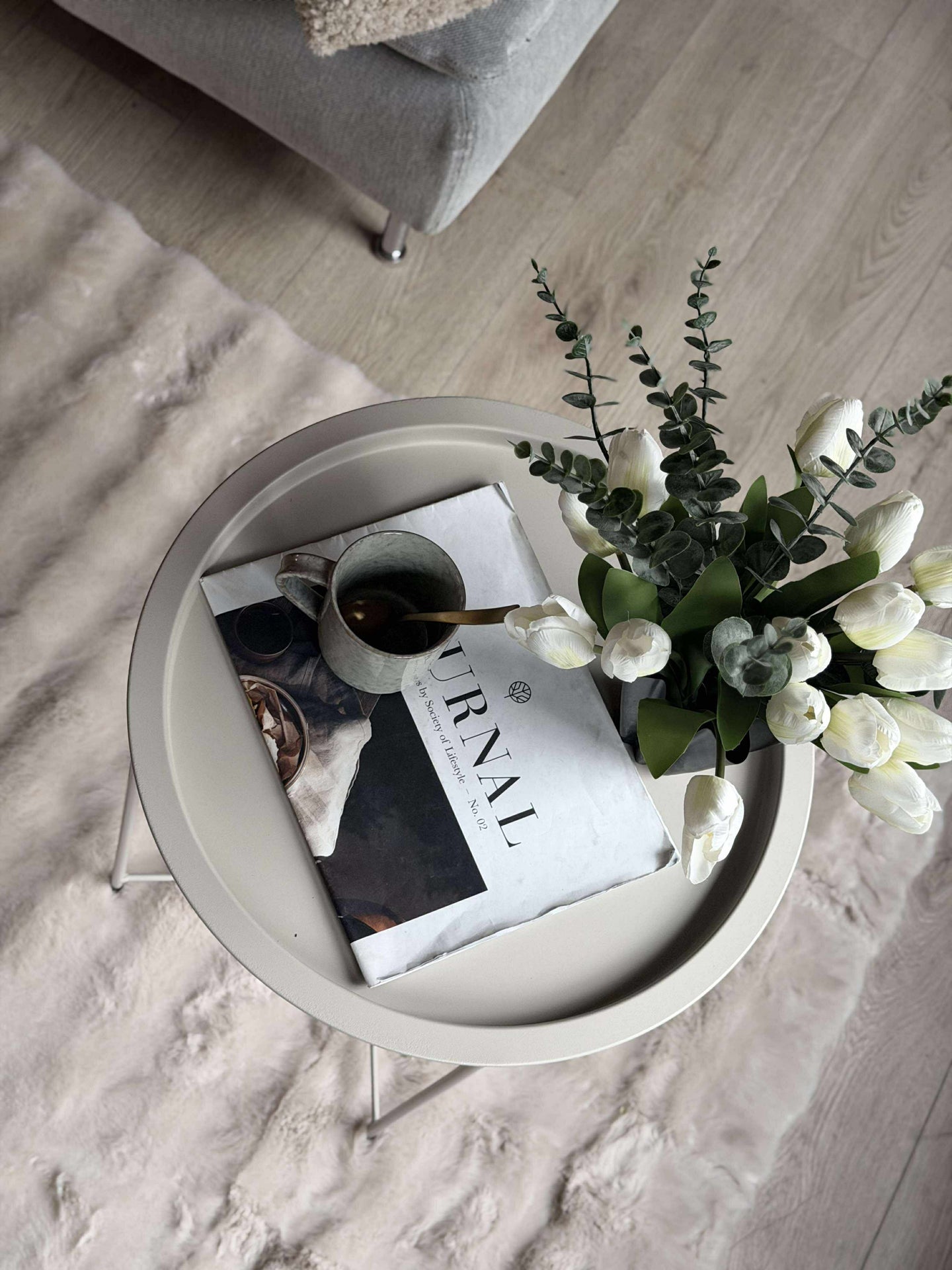 Bakkebord - Hvit metall