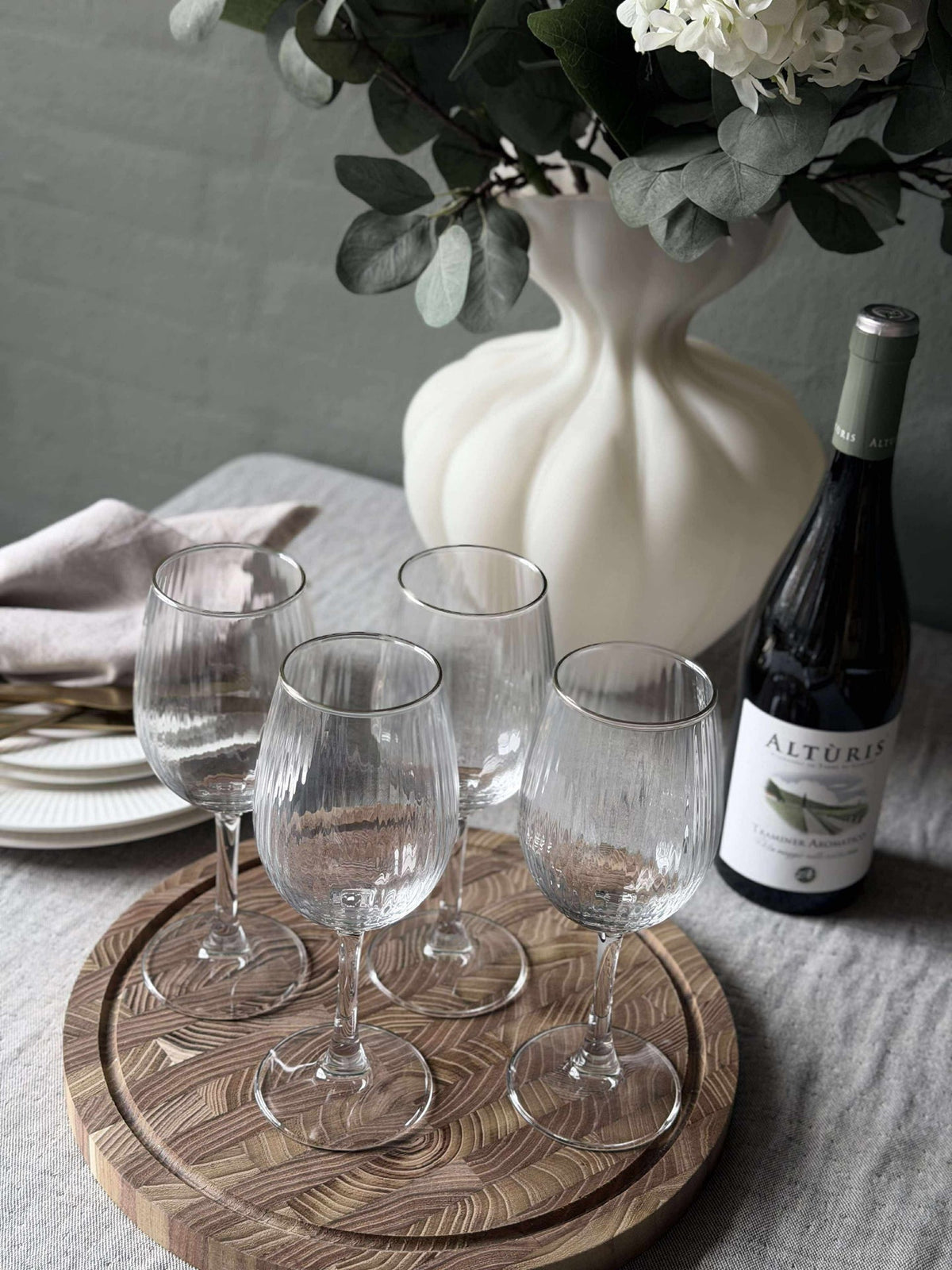 Vinglass Riflet med gullkant - 4 stk. 350 ml