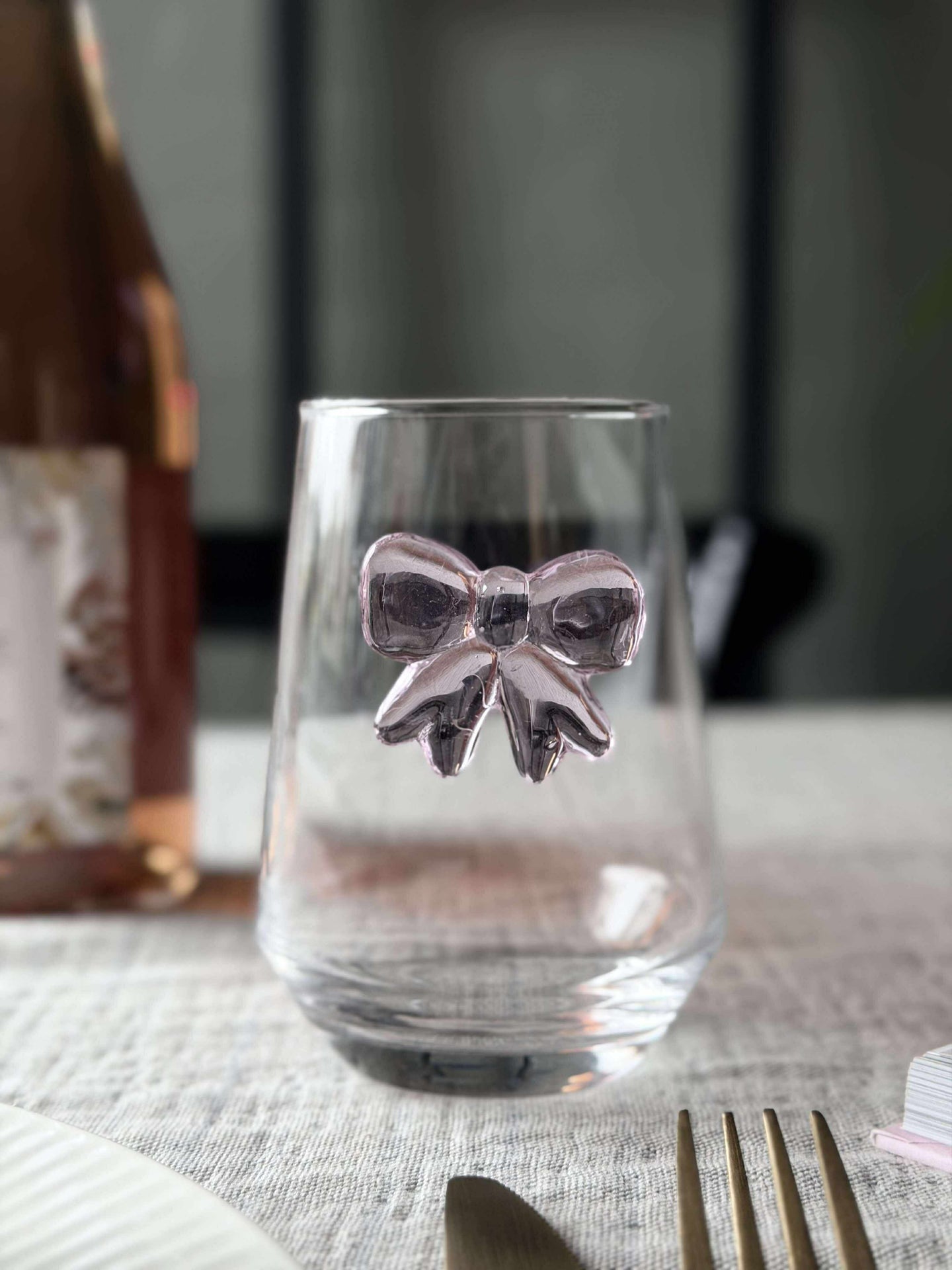Glass med sløyfe