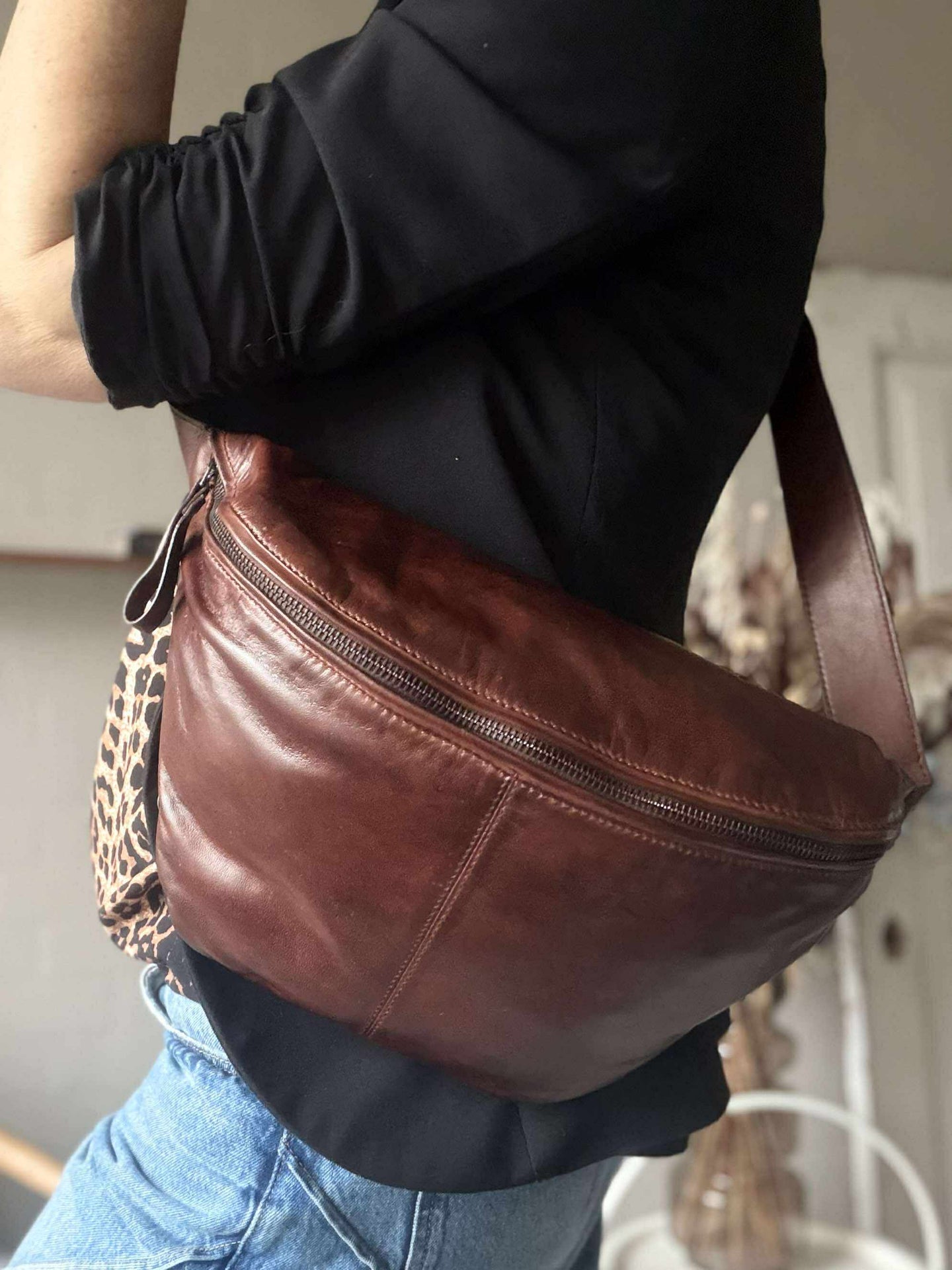 Midjeveske Olivia Mørk Cognac