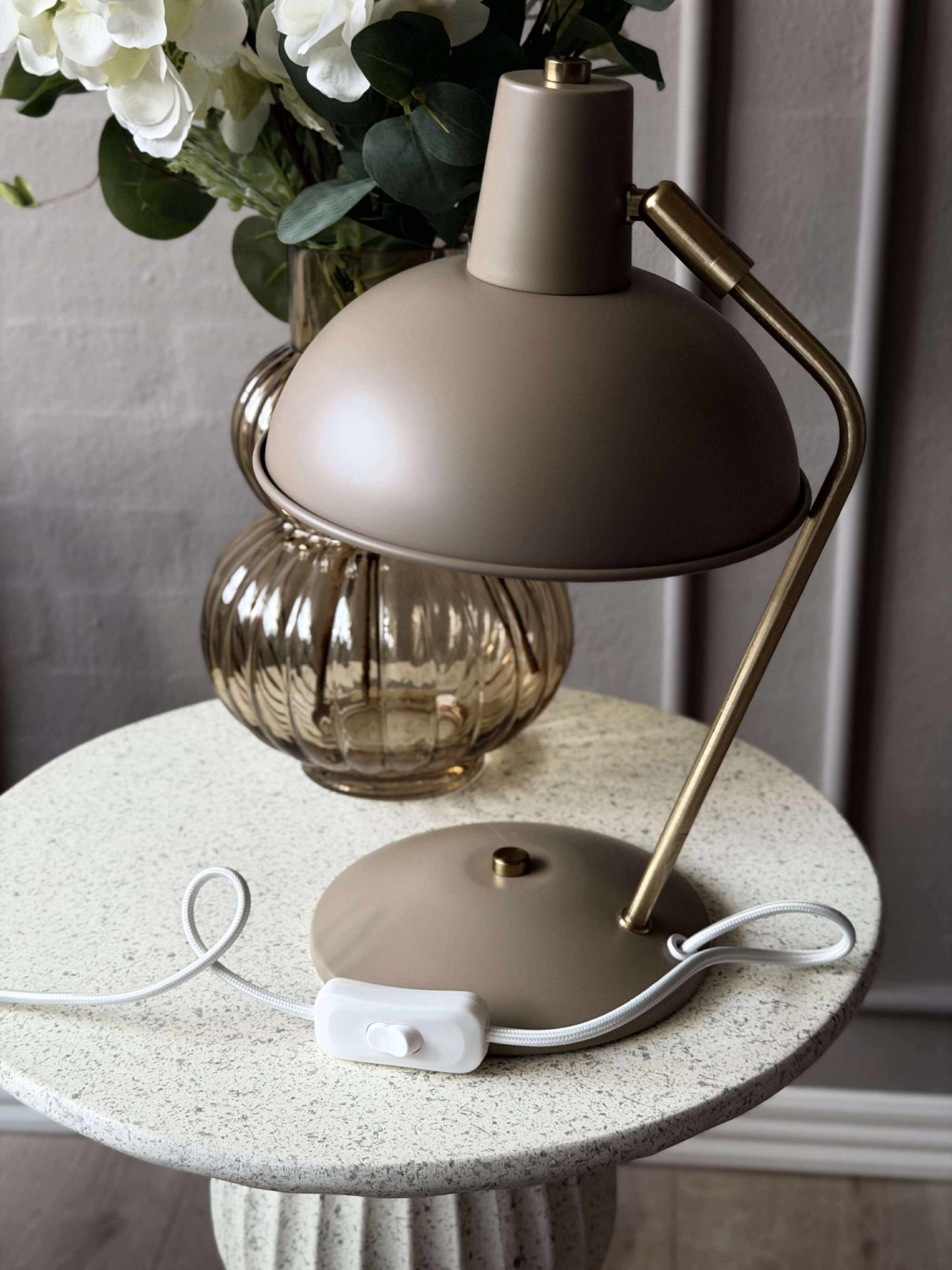 Bordlampe Retro - Beige / gull