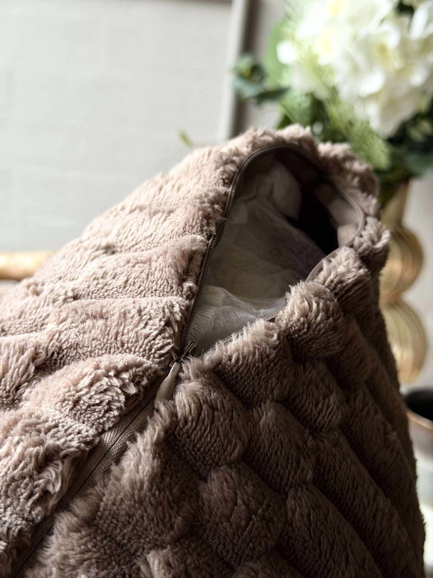 Pute med fyll - Taupe