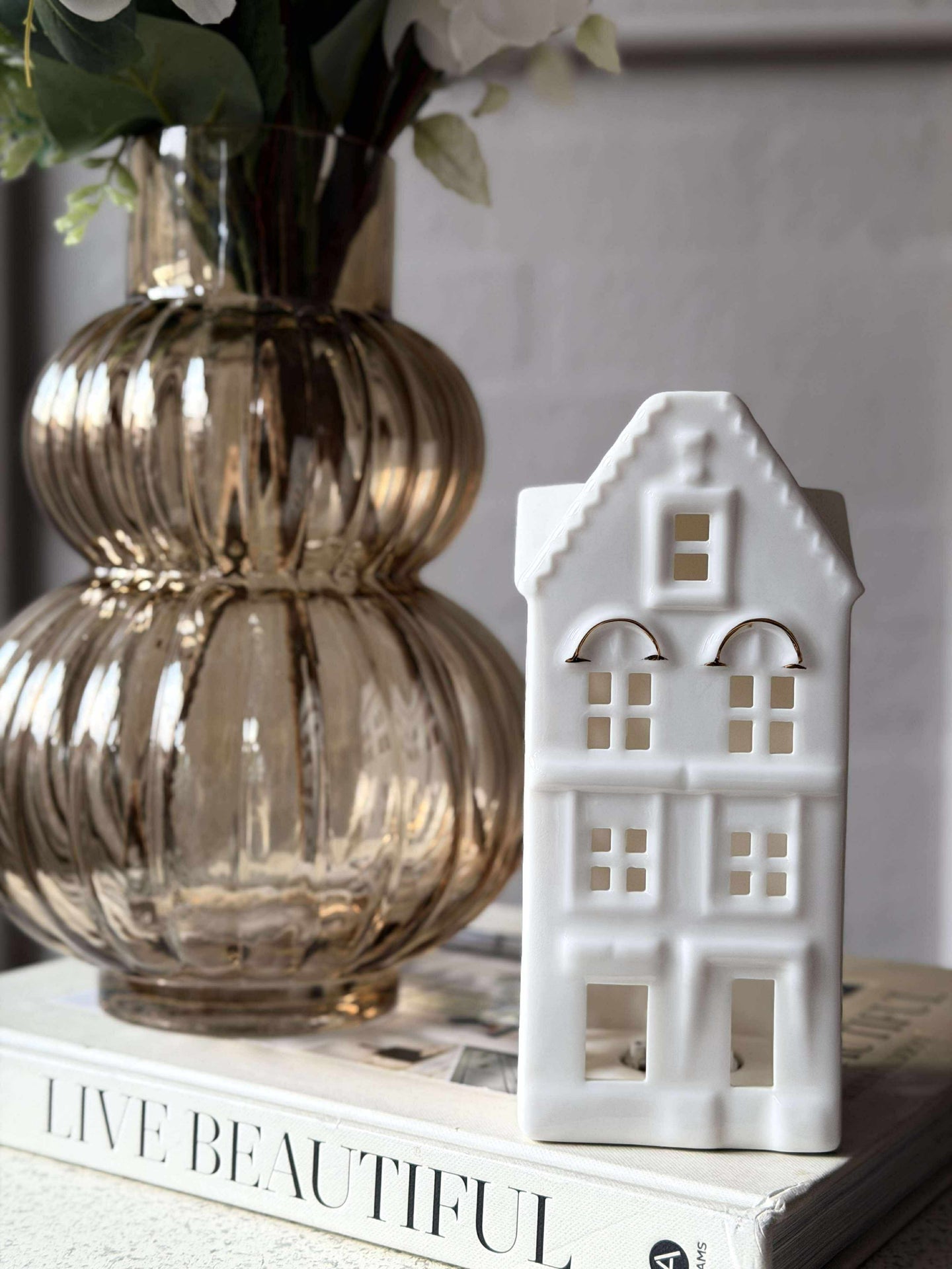 Lyshus med LED - Porselen