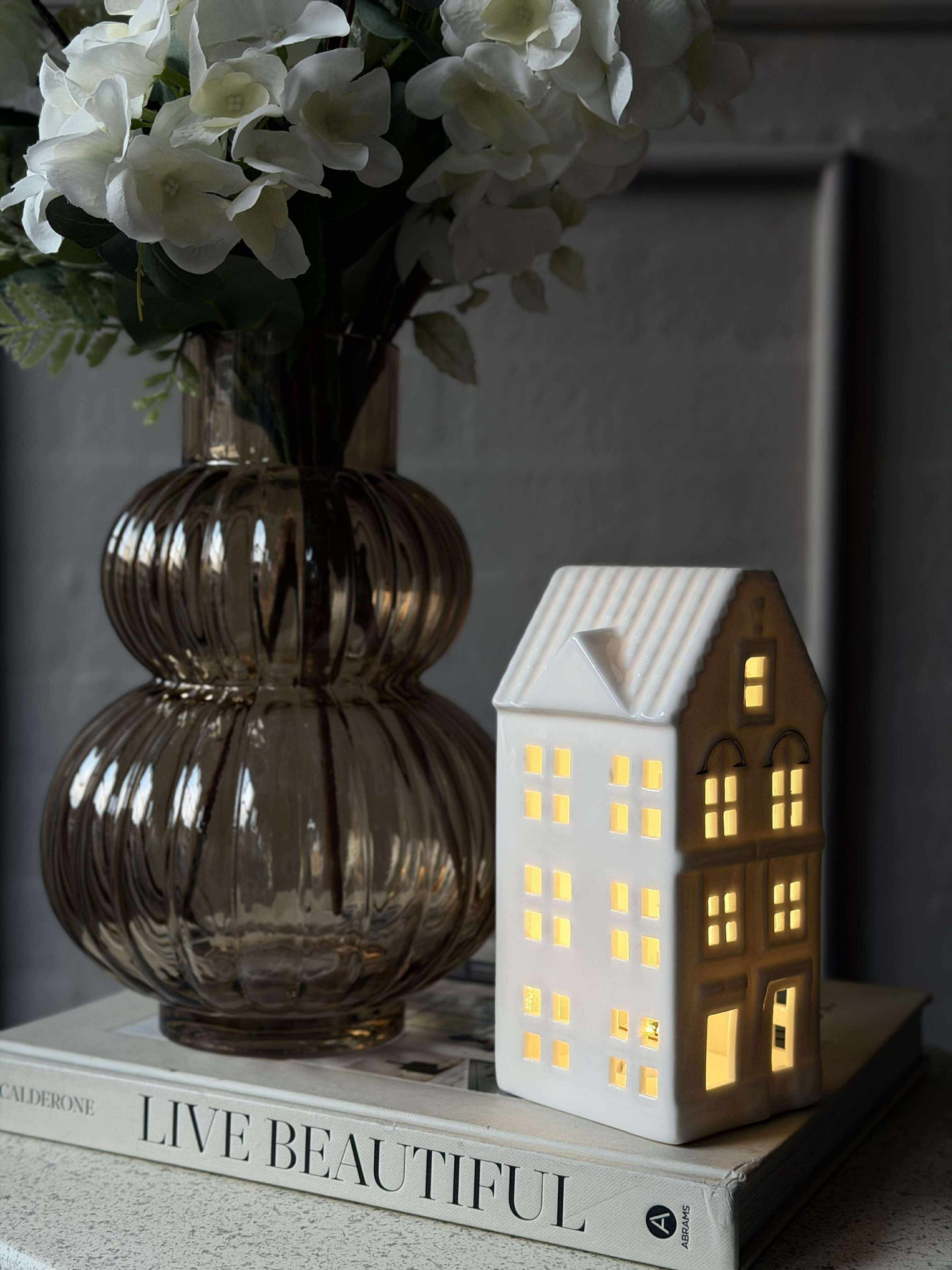 Lyshus med LED - Porselen