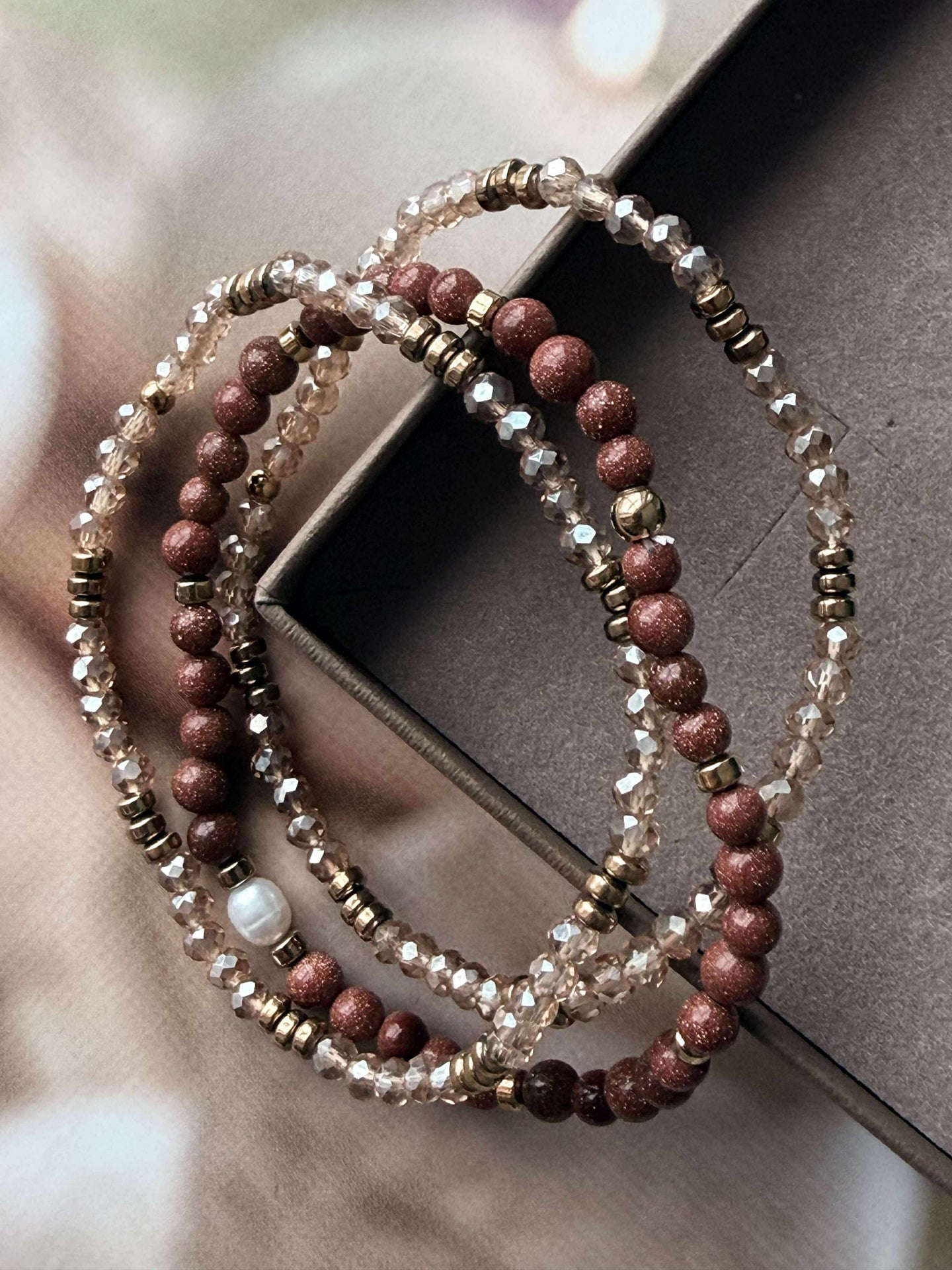 Armbånd Leah Natur/Cognac – Sett med 3 stk