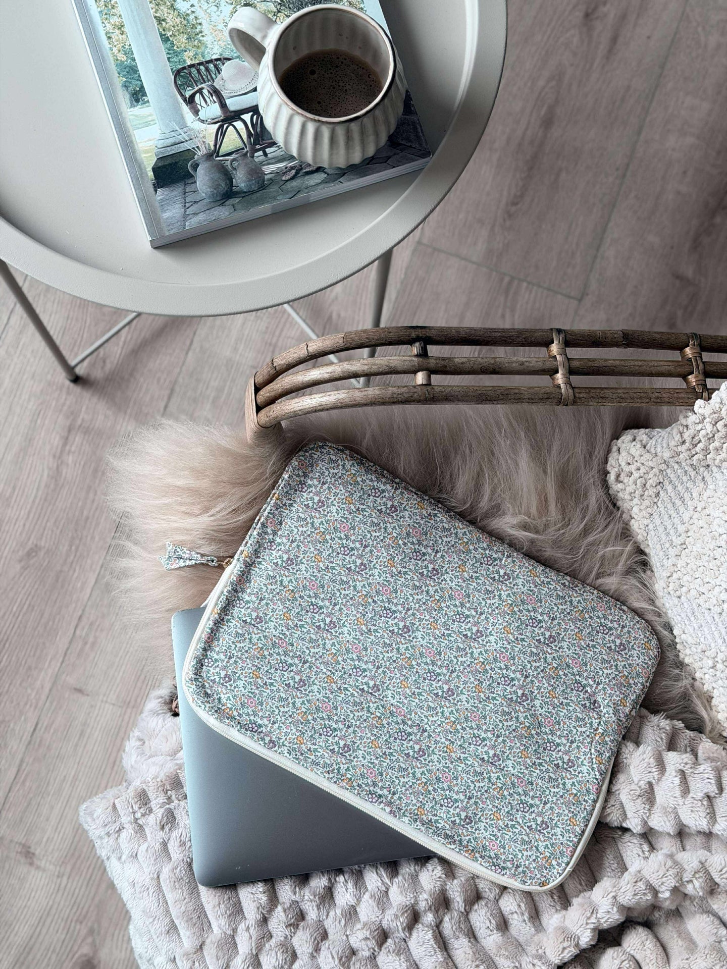 Sleeve til ipad / laptop - Blomster