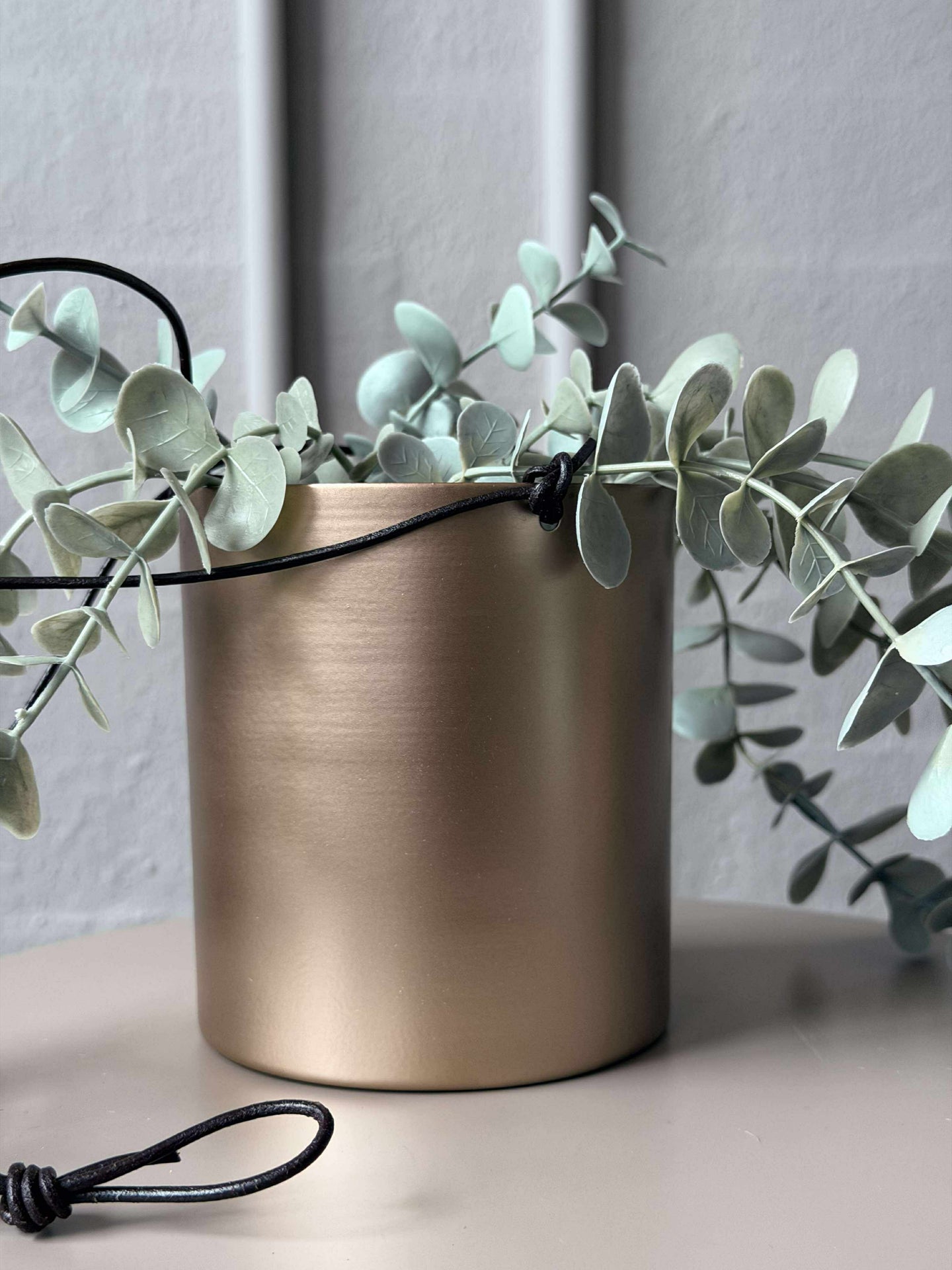 Hengepotte golden
