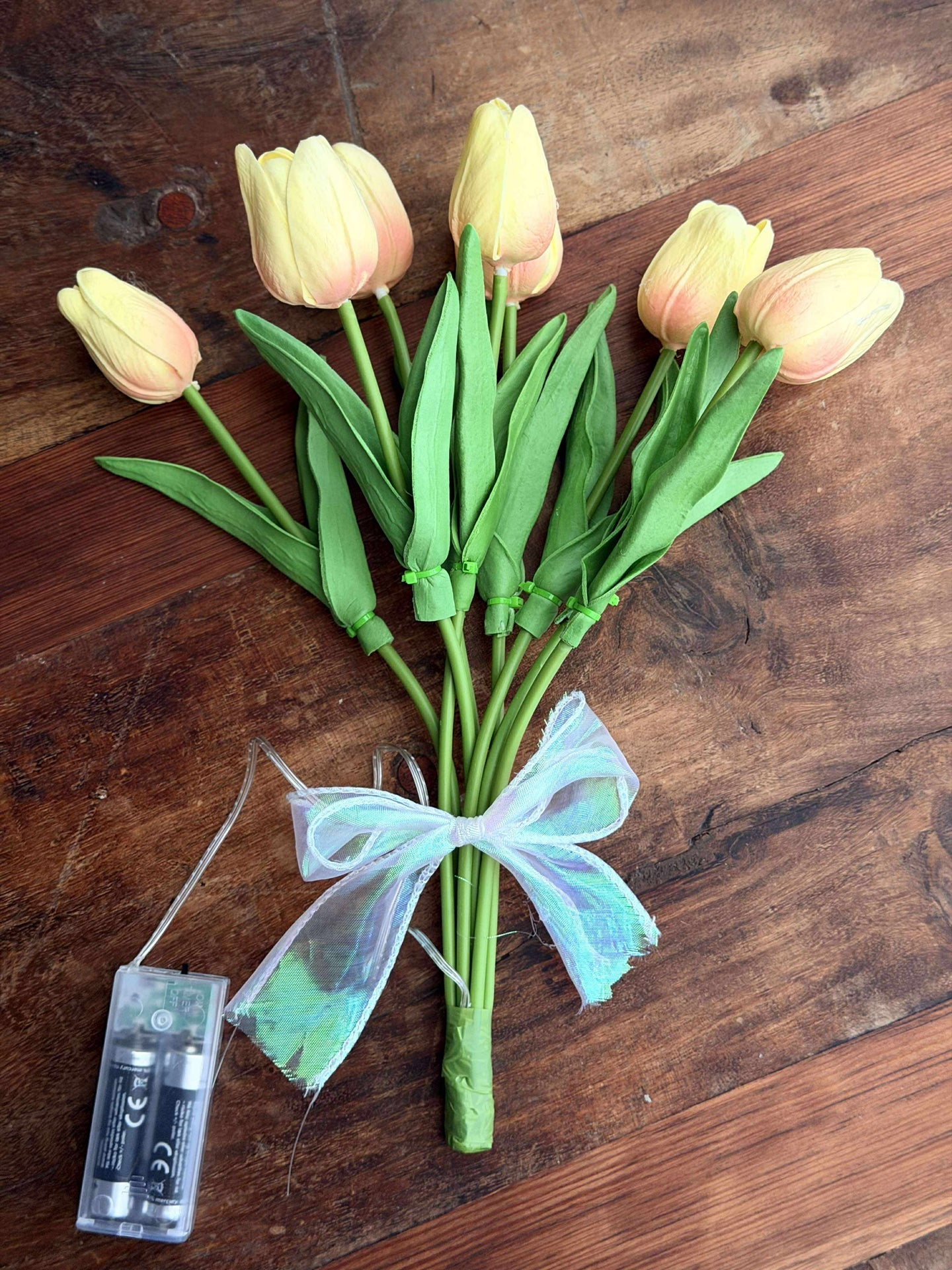Tulipaner med lys - Gul